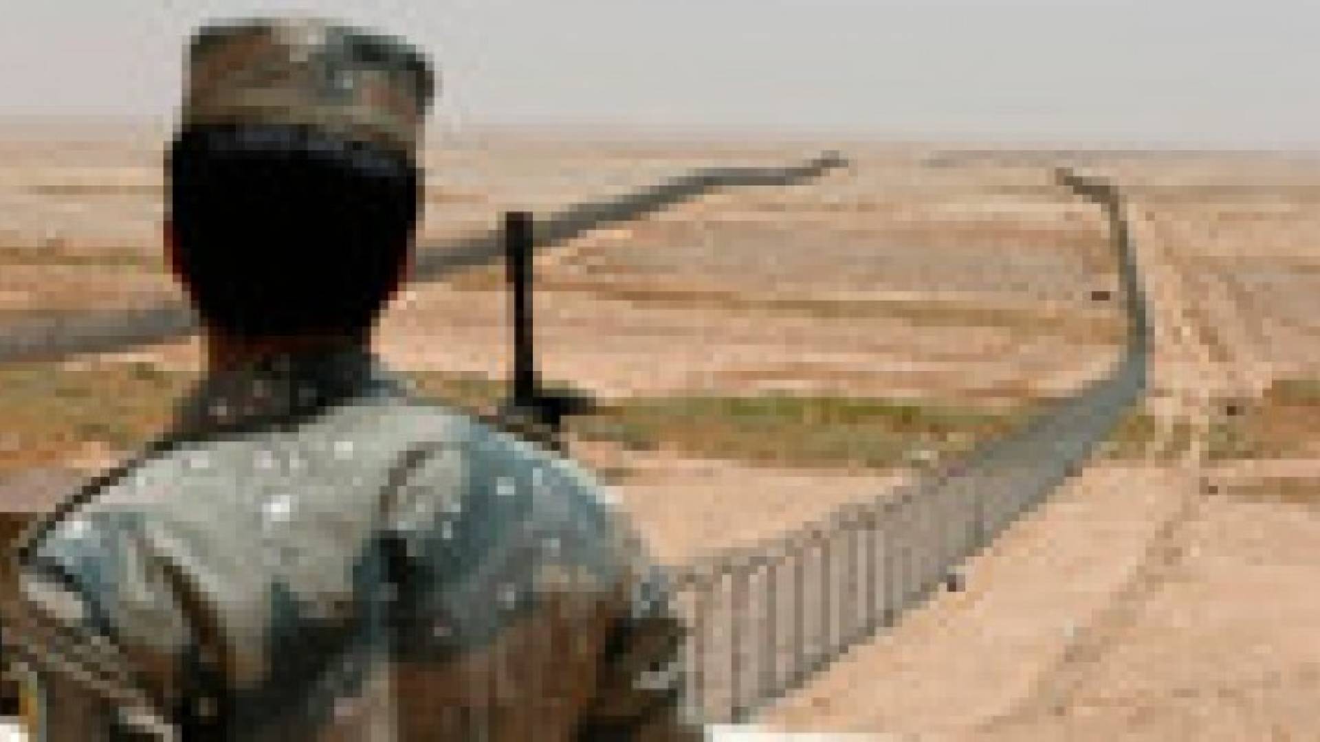 السعودية توسع منطقتها العازلة مع اليمن وتعزز حراسة حدودها مع العراق