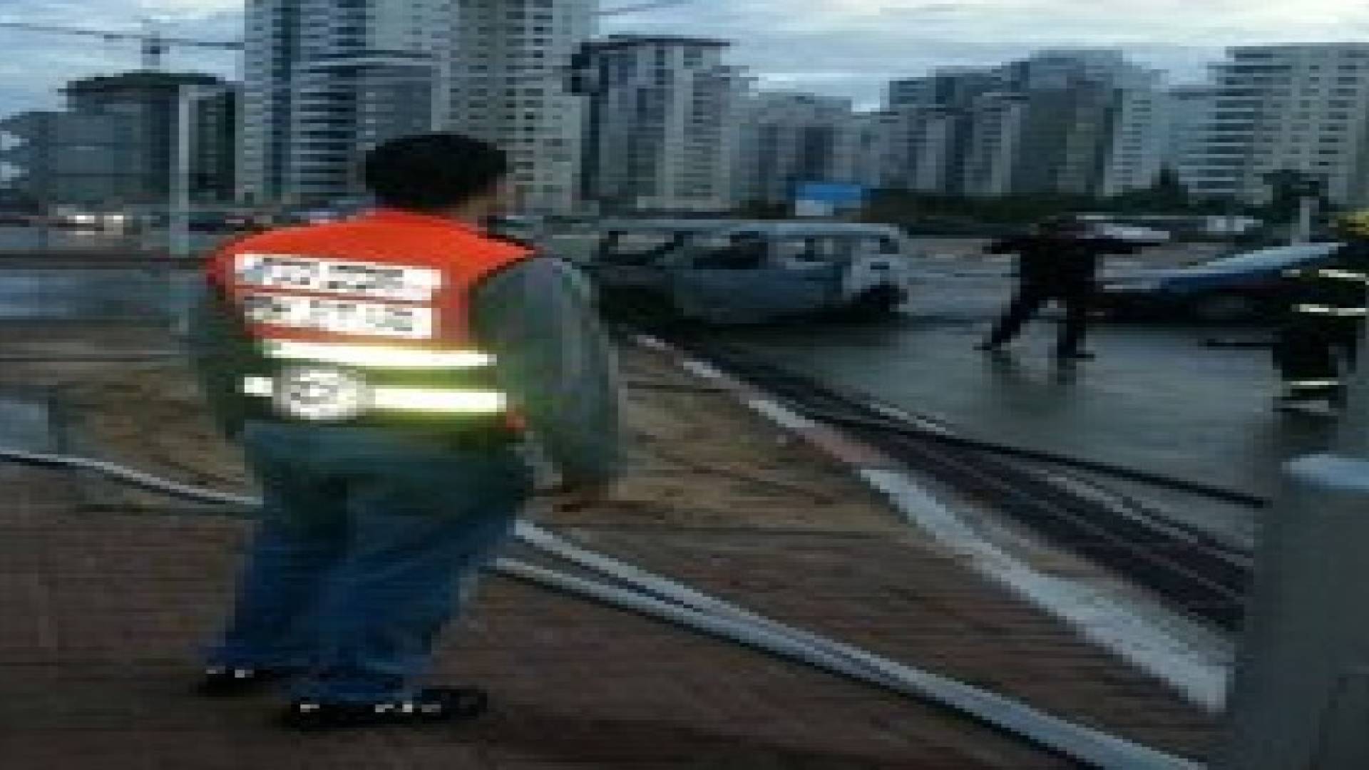 مقتل اسرائيلي بتفجير سيارة شمال تل أبيب.. صور