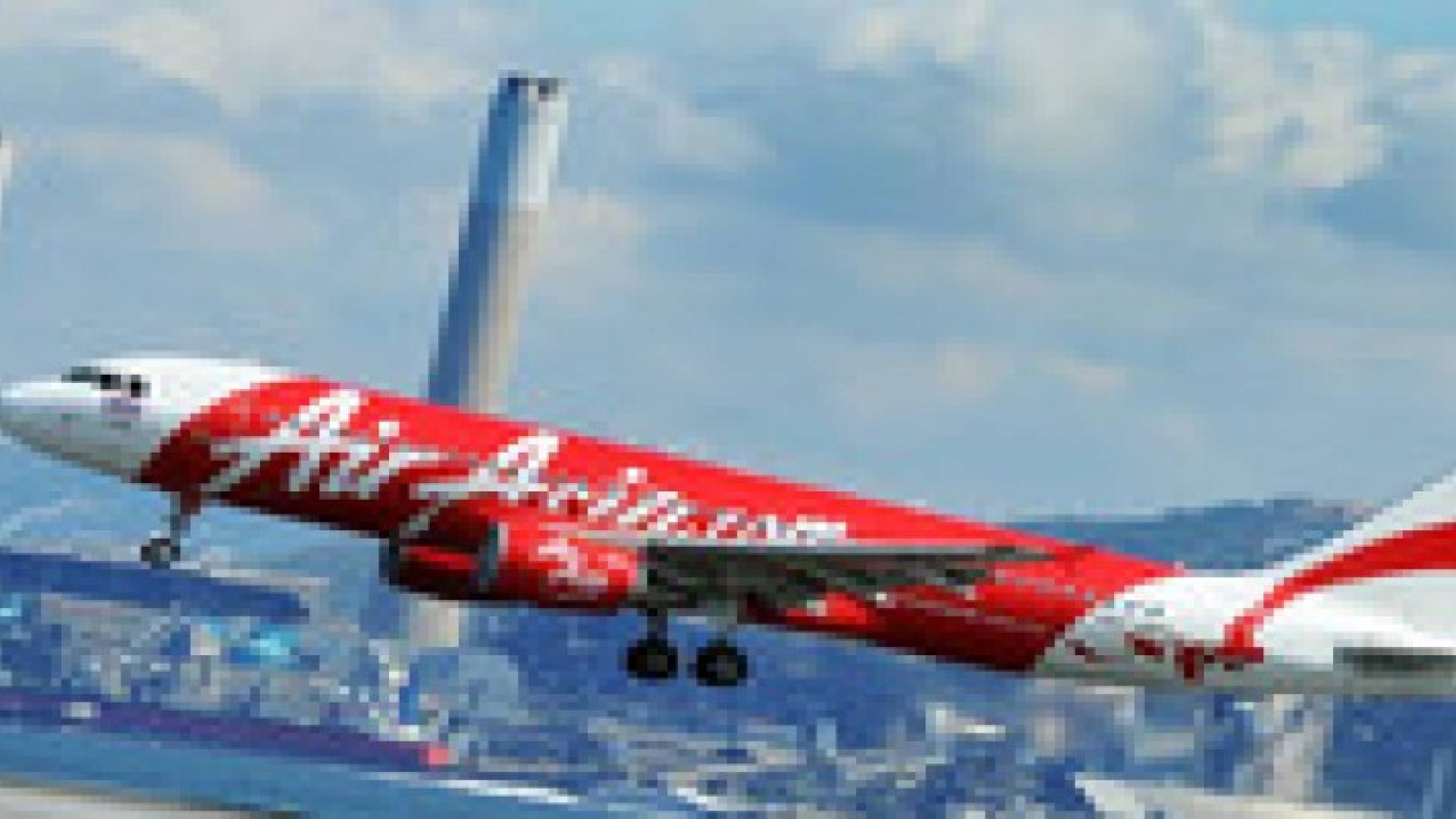 انتشال 6 جثث جديدة من ضحايا الطائرة الماليزية المنكوبة