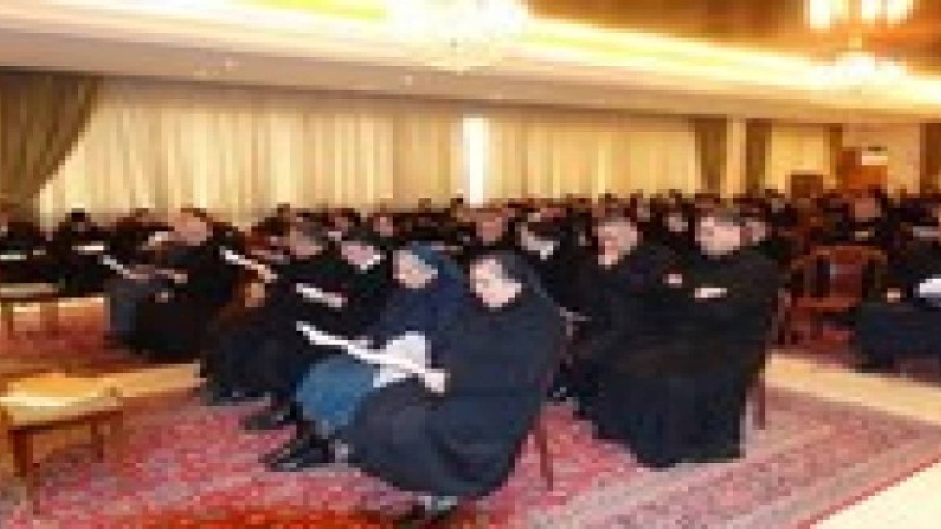 مسيحيو الأردن يصلون للسلام والوحدة بمطرانية الروم الارثوذكس