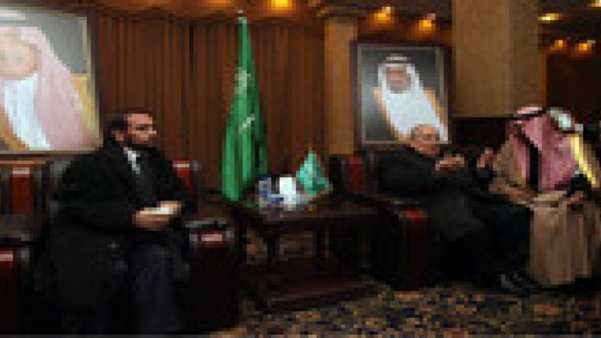 الأردنيون يواصلون تقديم واجب العزاء برحيل الملك عبدالله بن عبدالعزيز