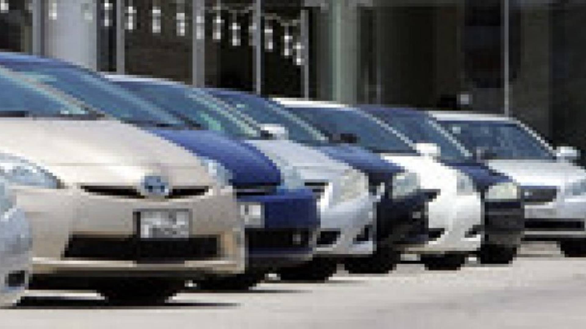 153 الف مركبة دخلت المنطقة الحرة في 2014