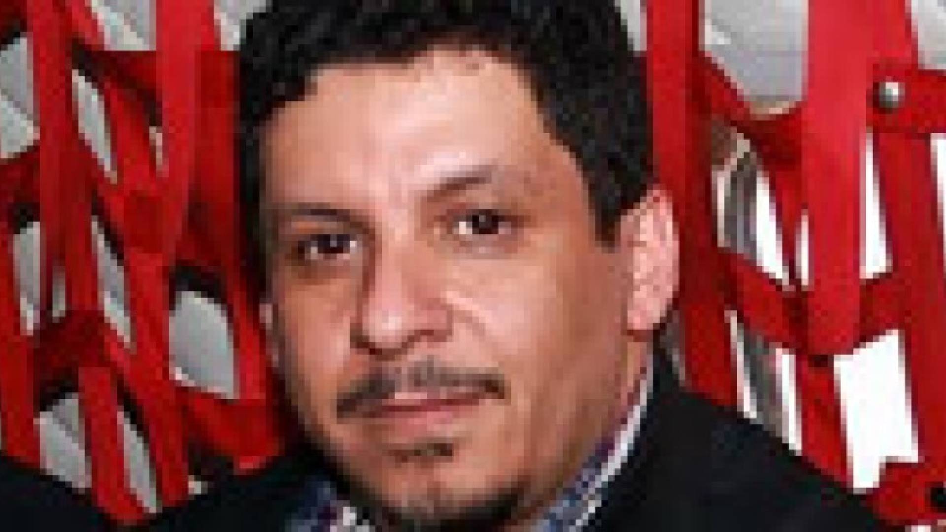 الحوثيون يطلقون سراح بن مبارك