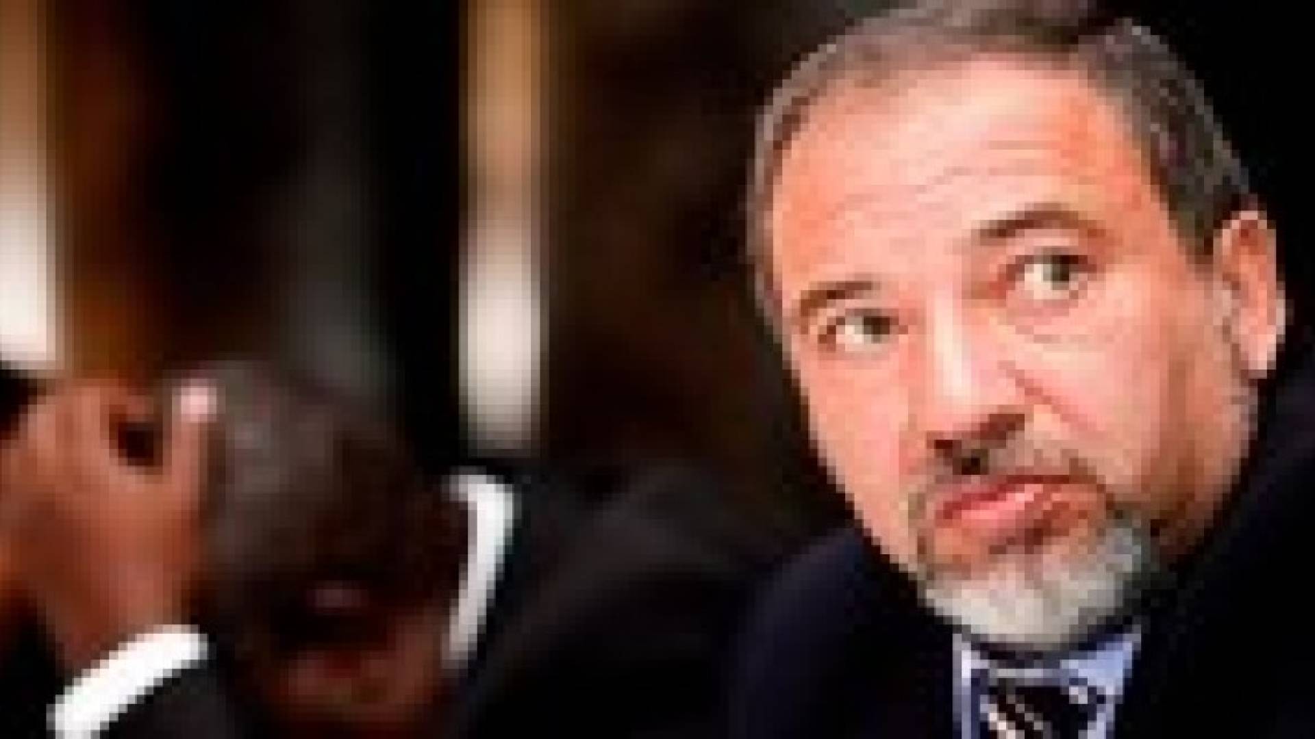 الاحتلال يتهم حزب الله بنية تحويل الجولان إلى قاعدة لعملياته