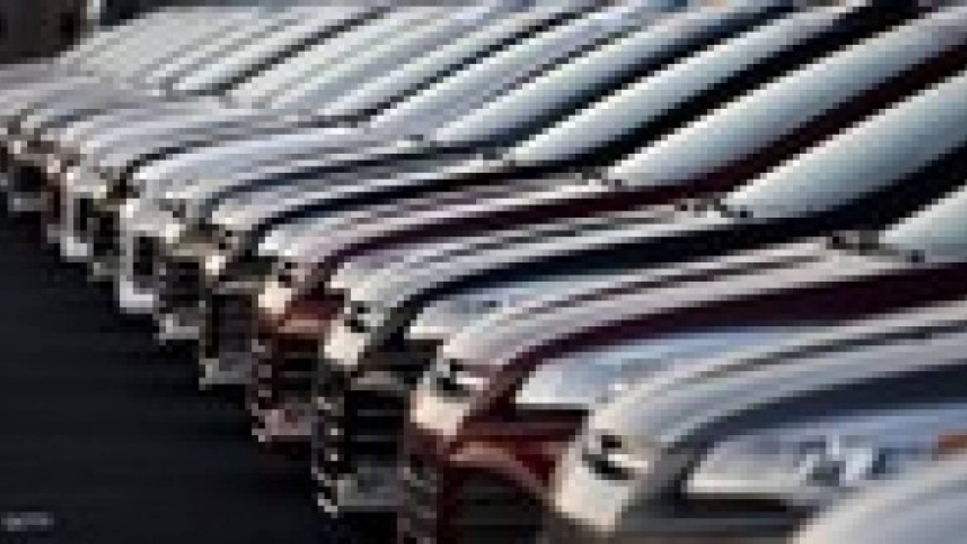 تركمانستان تحظر استيراد السيارات غير البيضاء