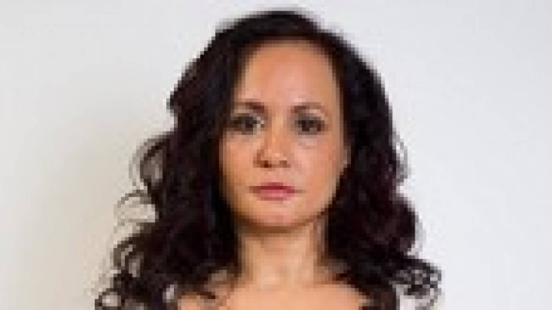 حرمت نفسها من الابتسام 40 عاما.. لتقاوم التجاعيد