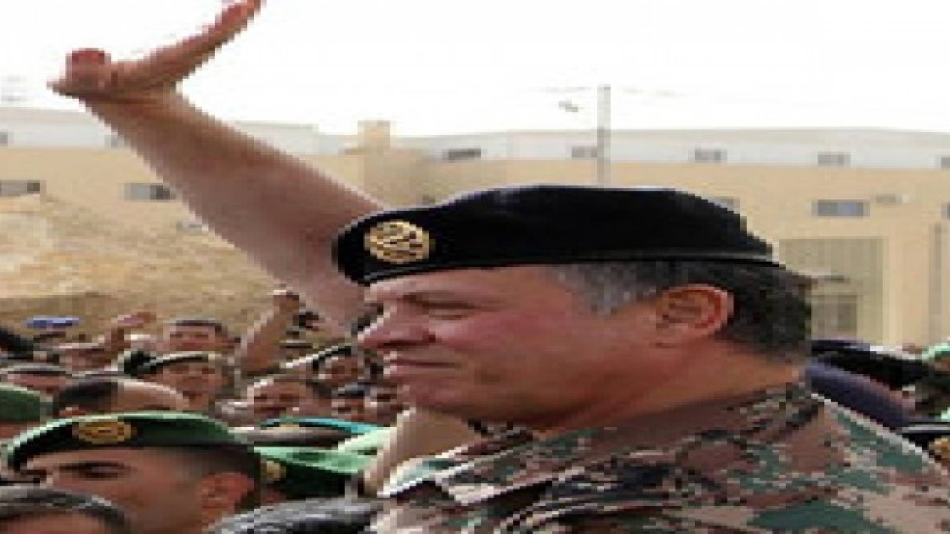حشود شعبية تستقبل الملك ظهر اليوم في مطار الملكة علياء