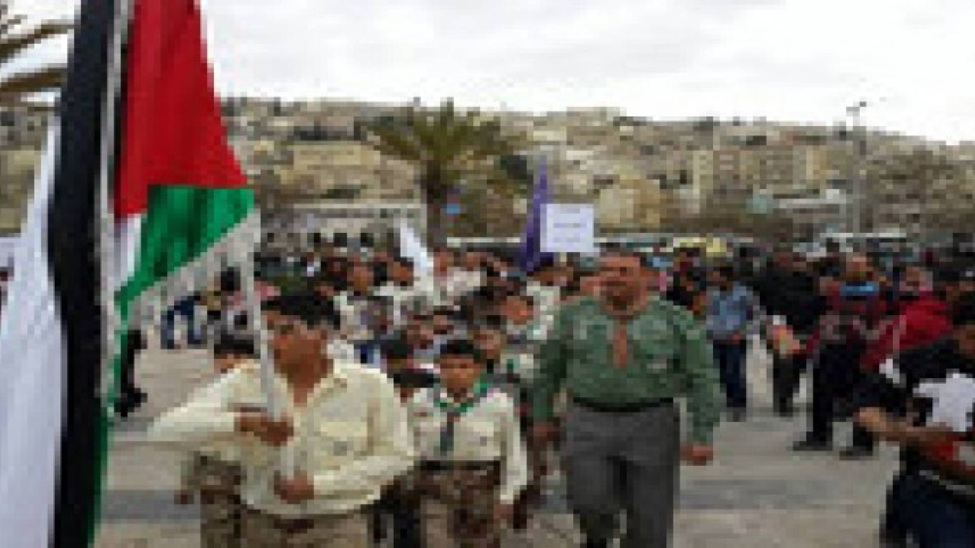 كشافة اللد يقدمون عرضا كشفيا تعبيرا عن تضامنهم مع الشهيد الكساسبة .. صور