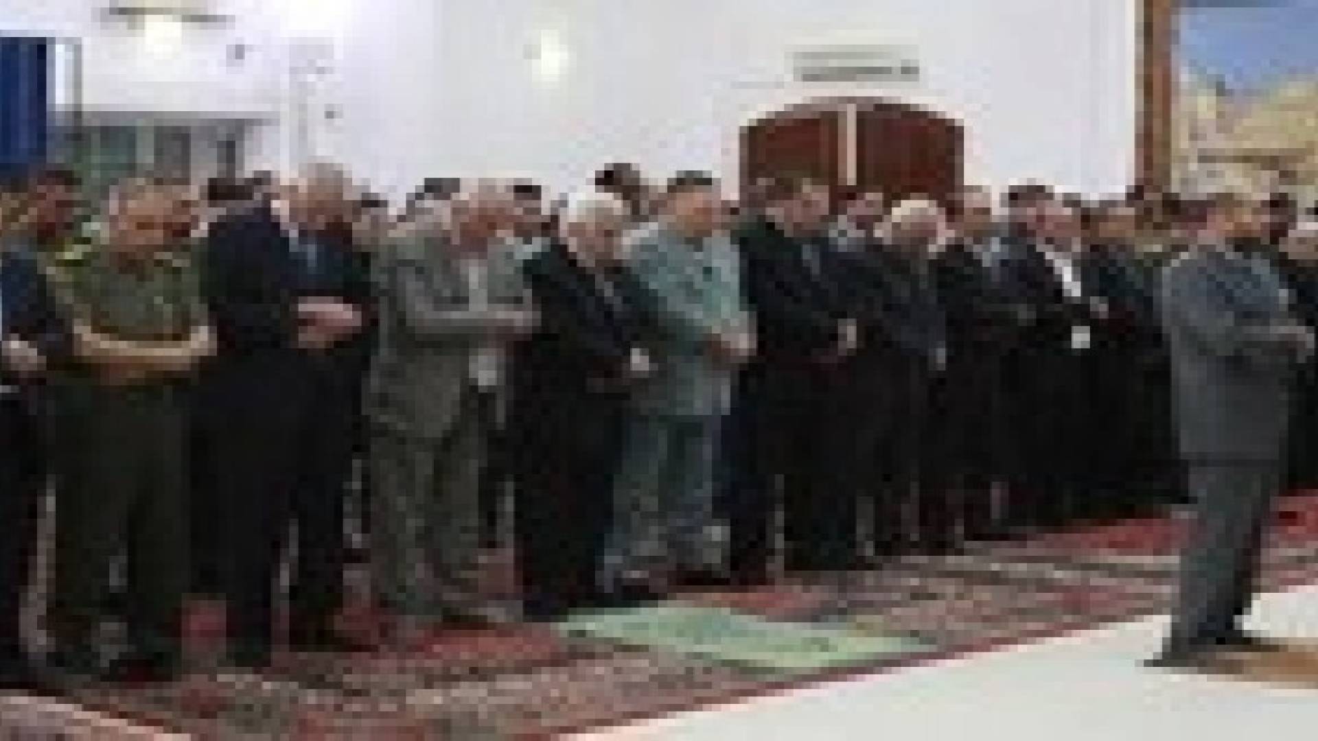 محمود عباس يؤدي صلاة الغائب على روح الكساسبة وشهداء مصر وفلسطين