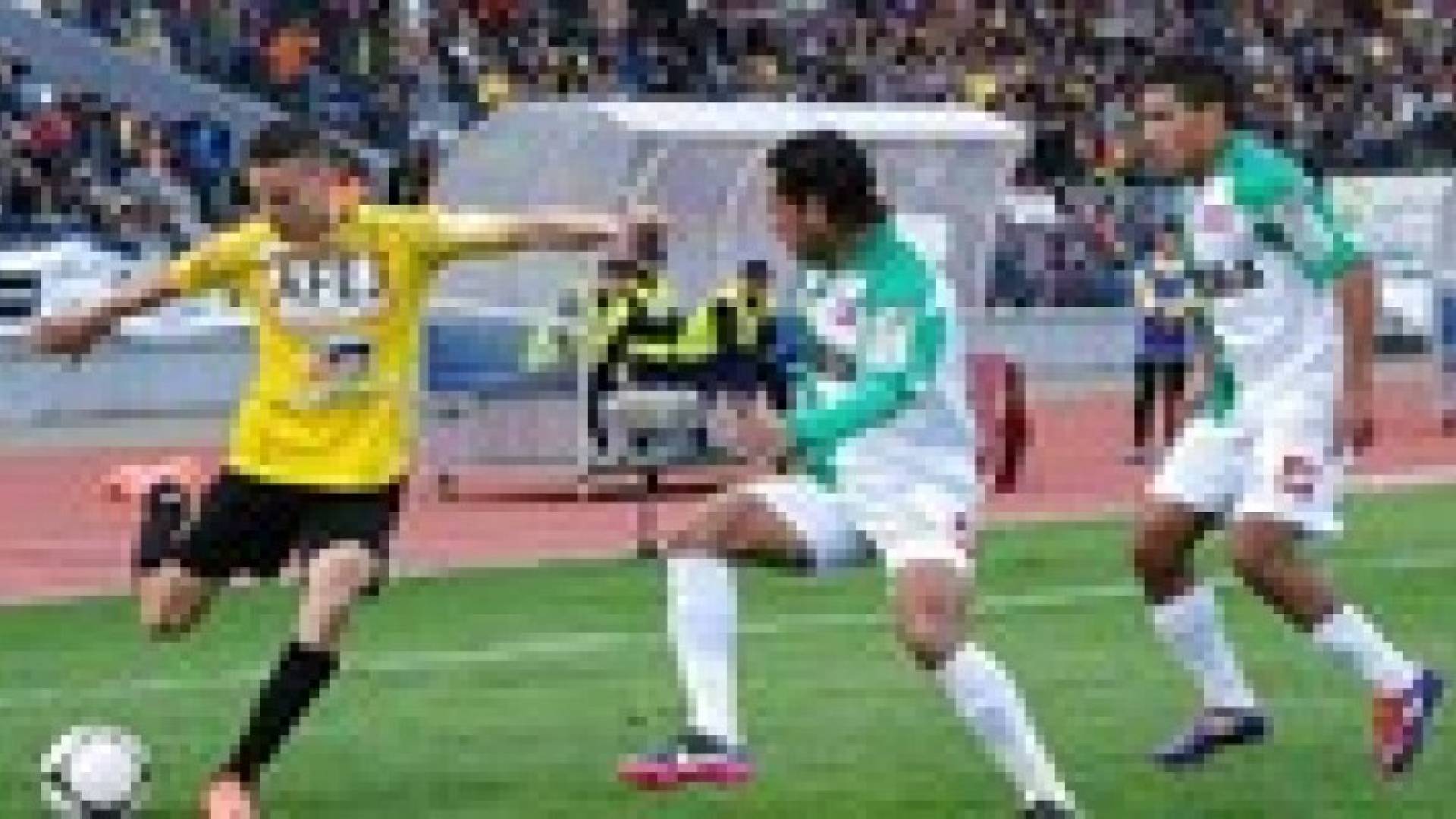 المغرب الفاسي يكتسح الفتح الرباطي بثلاثية في مباراة شهدت 3 بطاقات حمراء