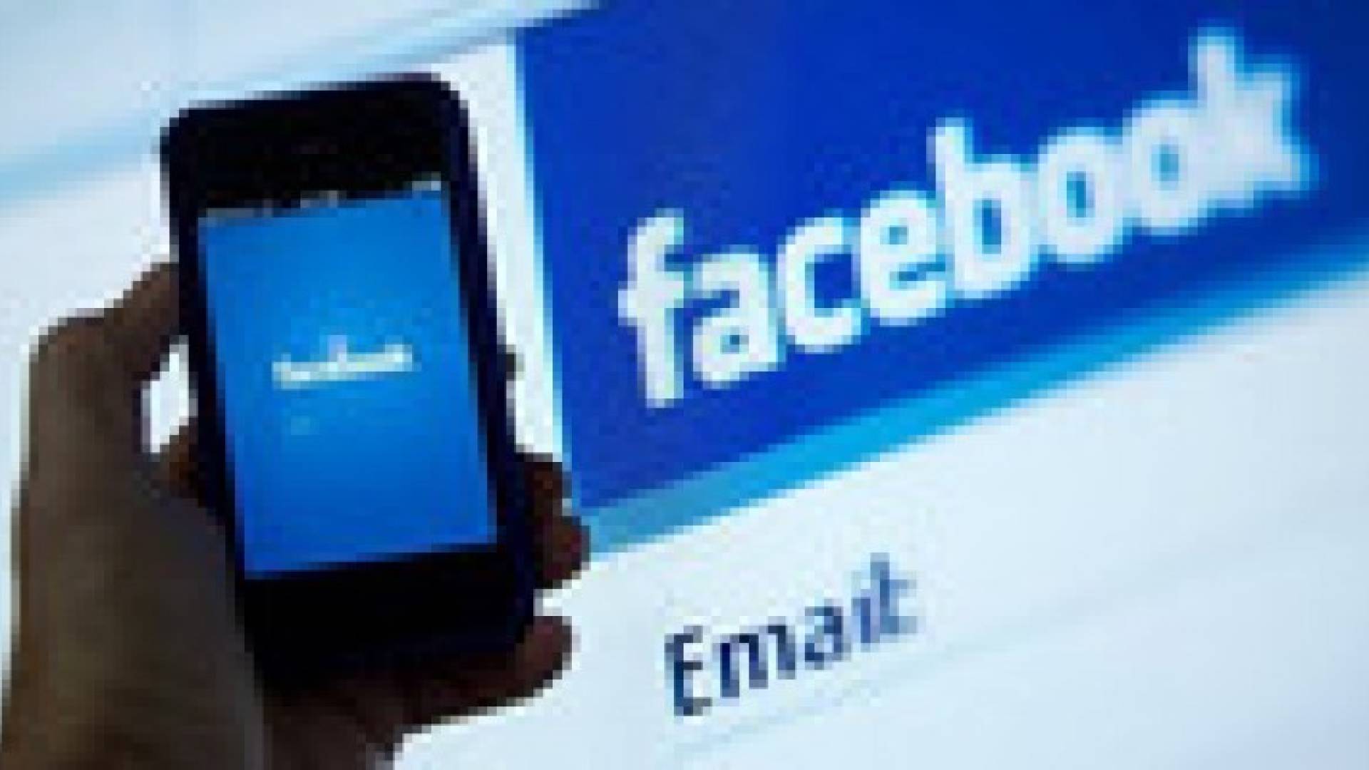 دراسة: تطبيق فيسبوك الأكثر استخداما على الهواتف الذكية.. ويوتيوب على اللوحيات
