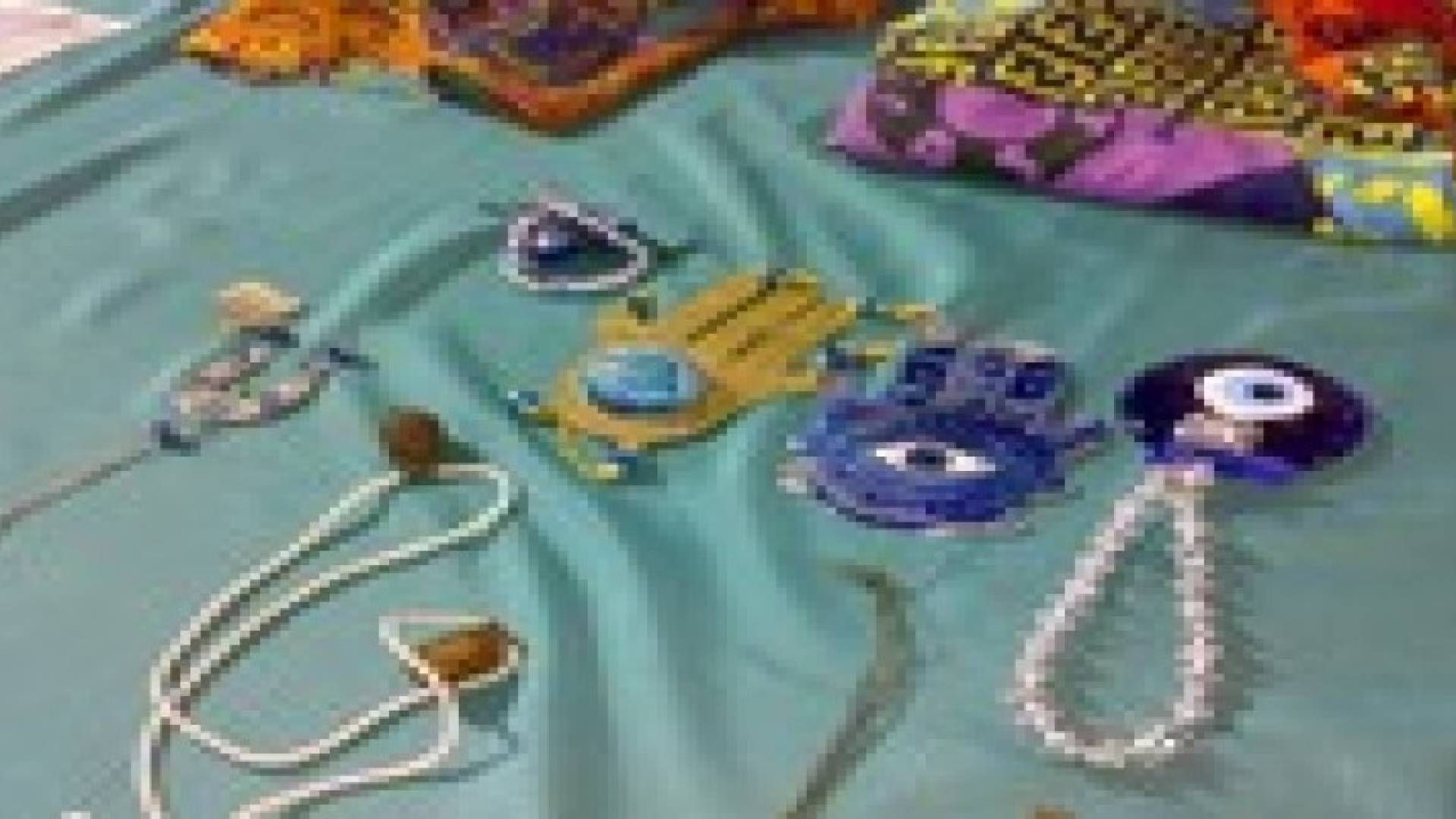 الزرقاء : عائلة تحتال على سيدة بـ 15 ألف دينار لفك " سحر "