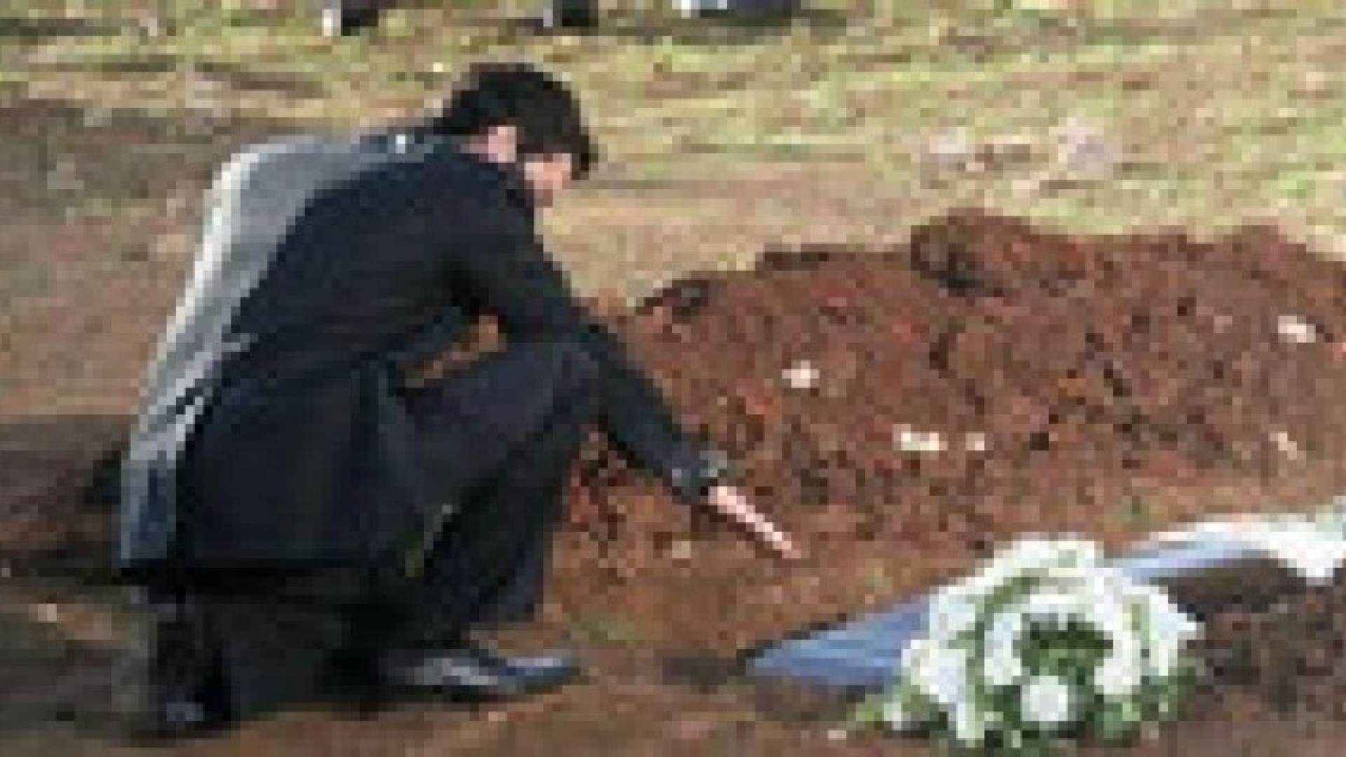 وفاة إيطالي أثناء زيارة قبر زوجته