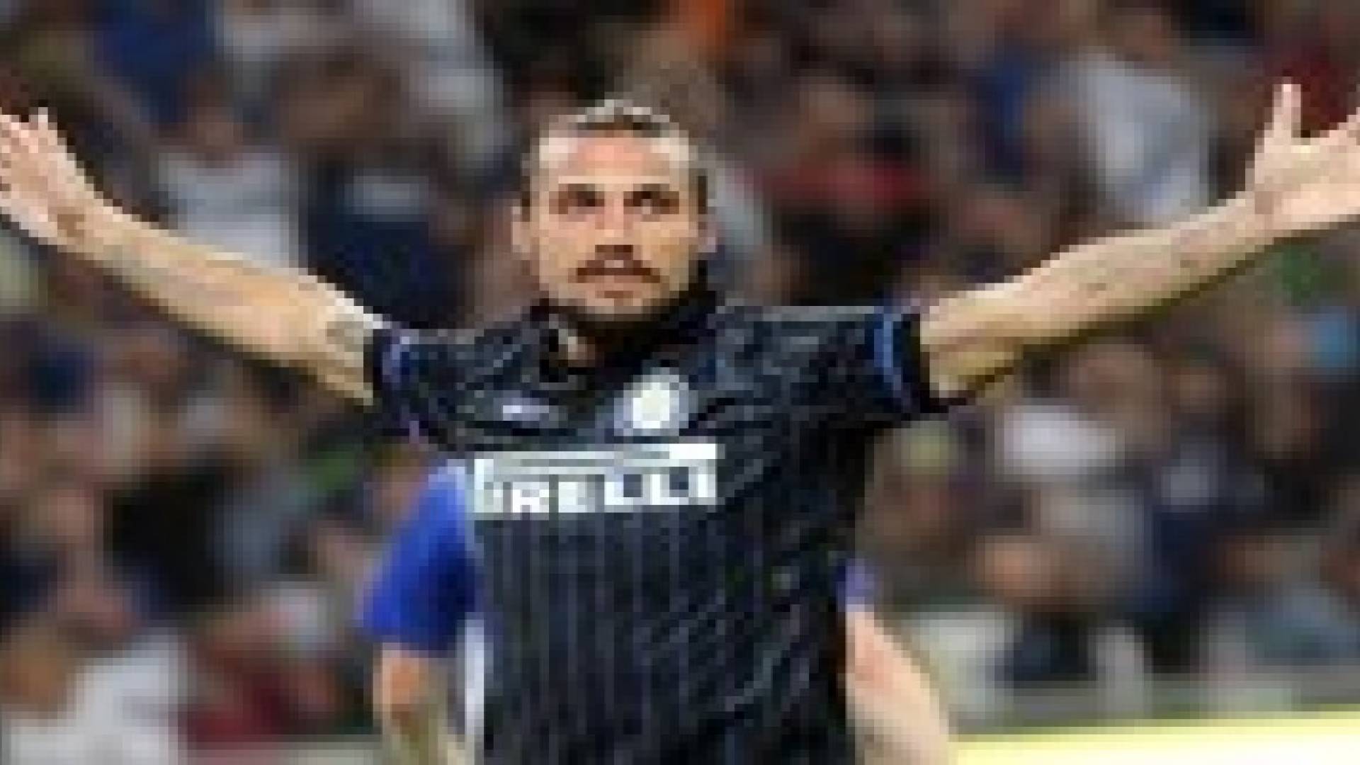 انتر ميلان يعلن رحيل مهاجمه أوزفالدو لبوكا جونيورز الأرجنتيني على سبيل الإعارة