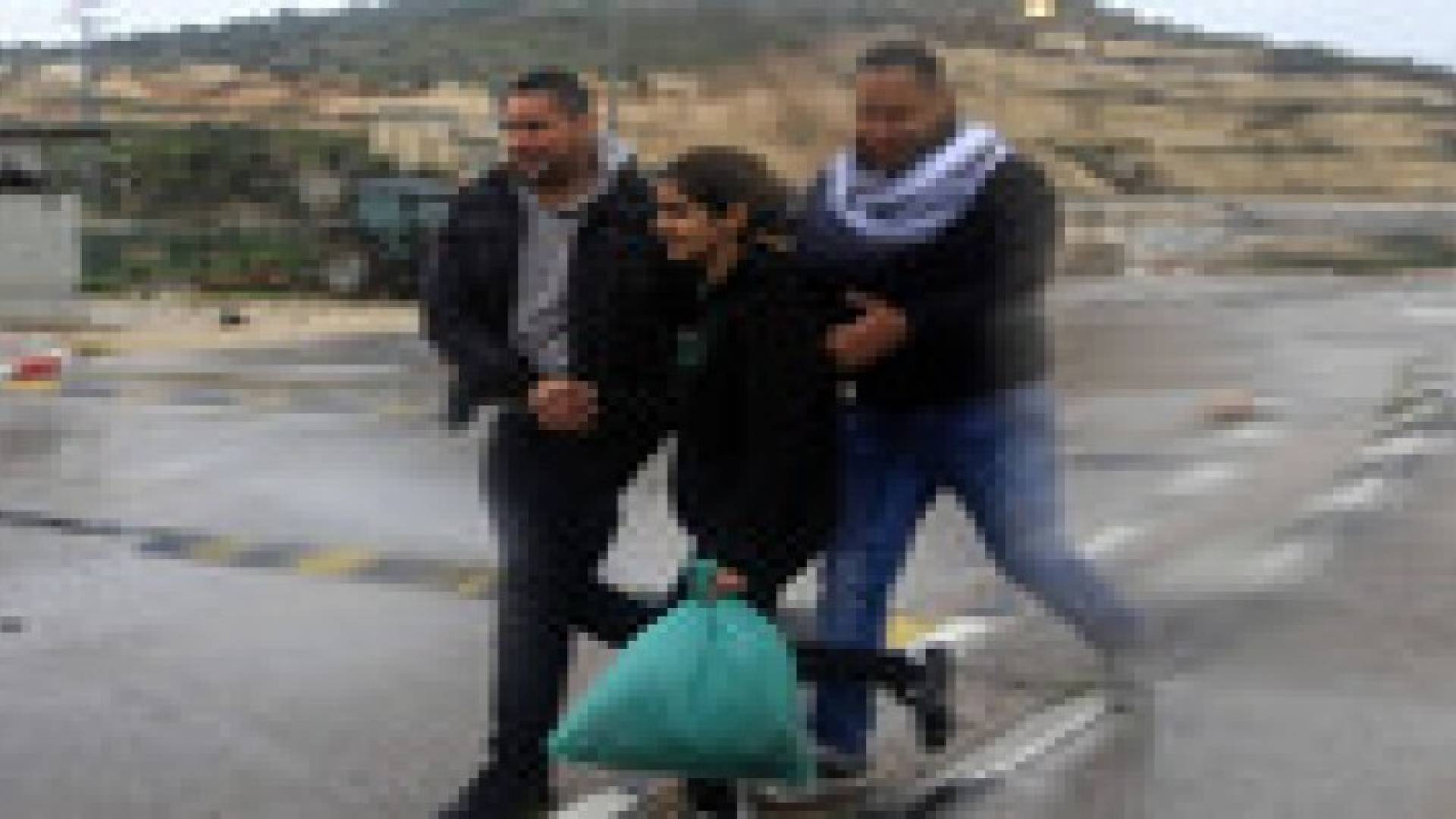 ملاك الخطيب تتصدر تويتر بعد الافراج عنها