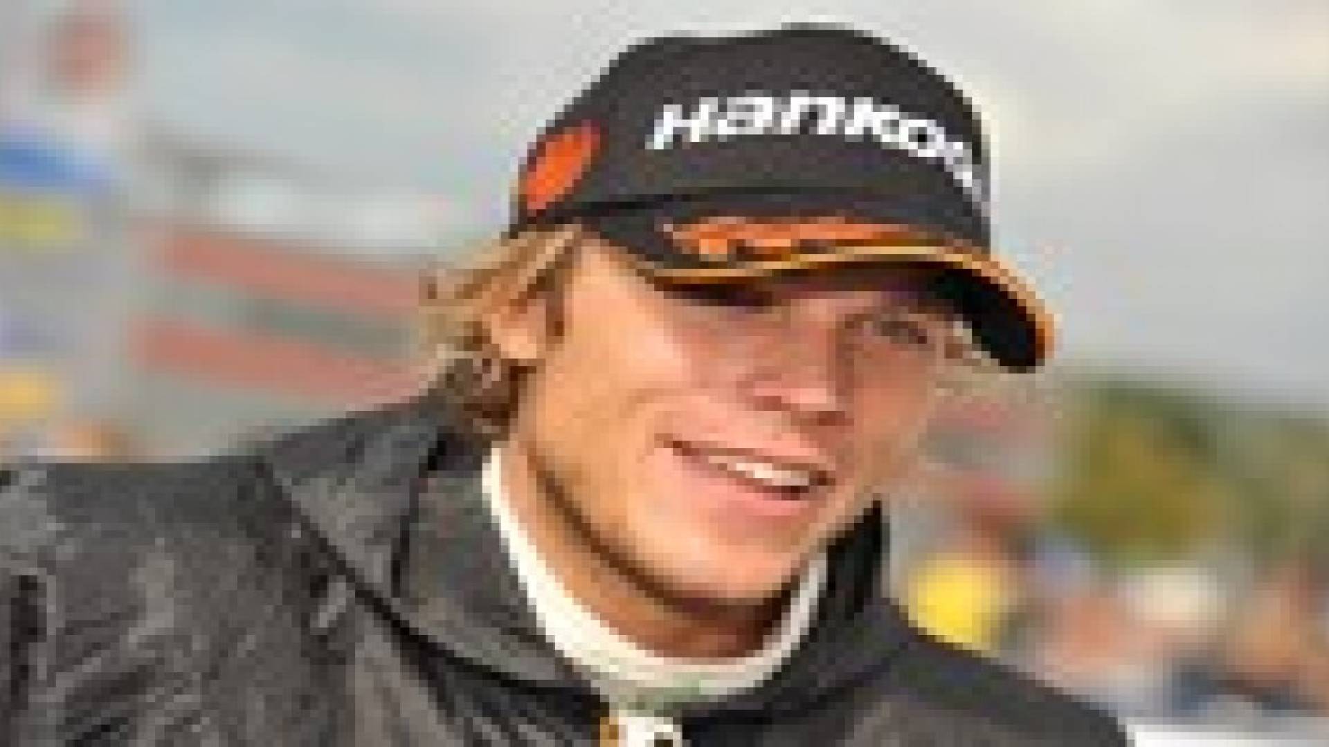 أندرياس ميكيلسن يتصدر الجولة الافتتاحية برالي السويد