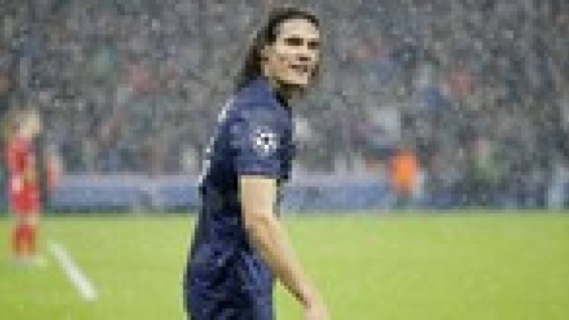 اليونايتد يقدم عرض لضم كافاني