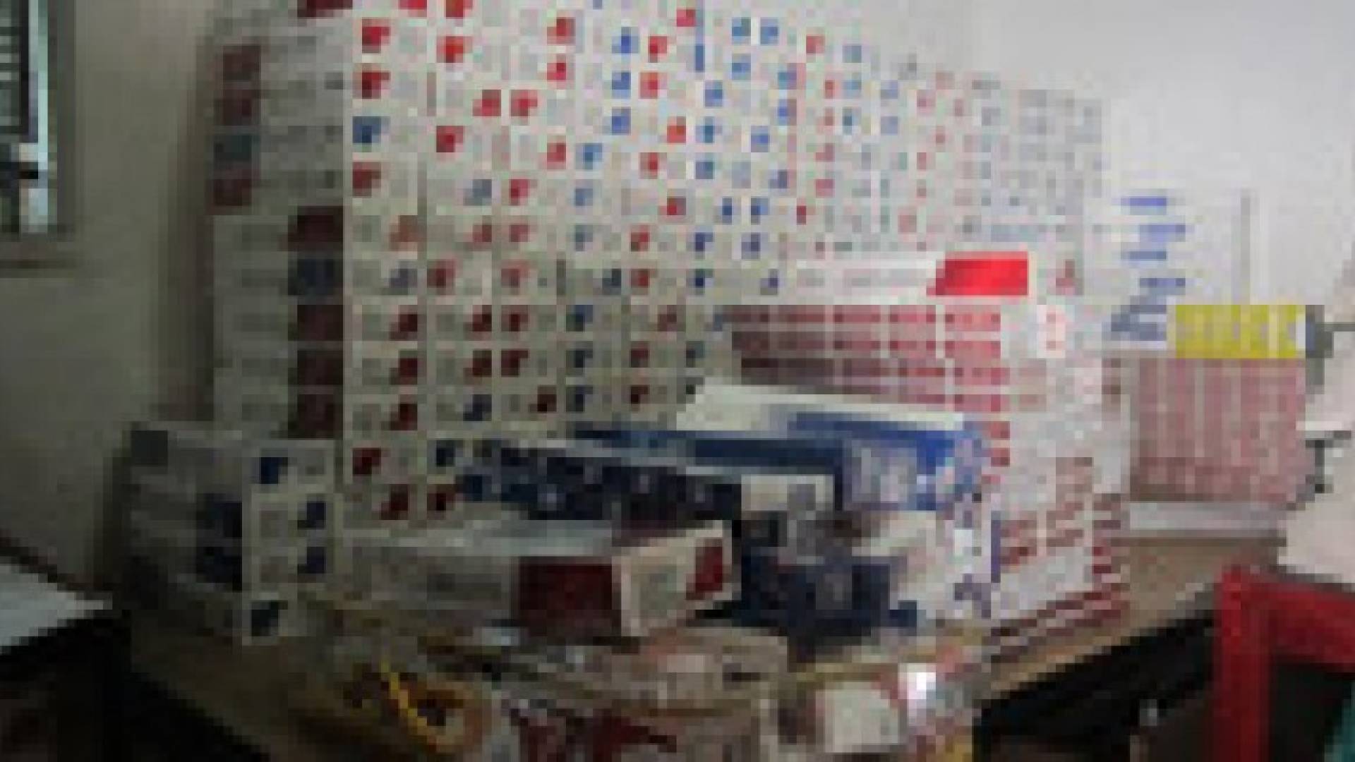 إحباط تهريب 20 ألف كروز دخان في العقبة