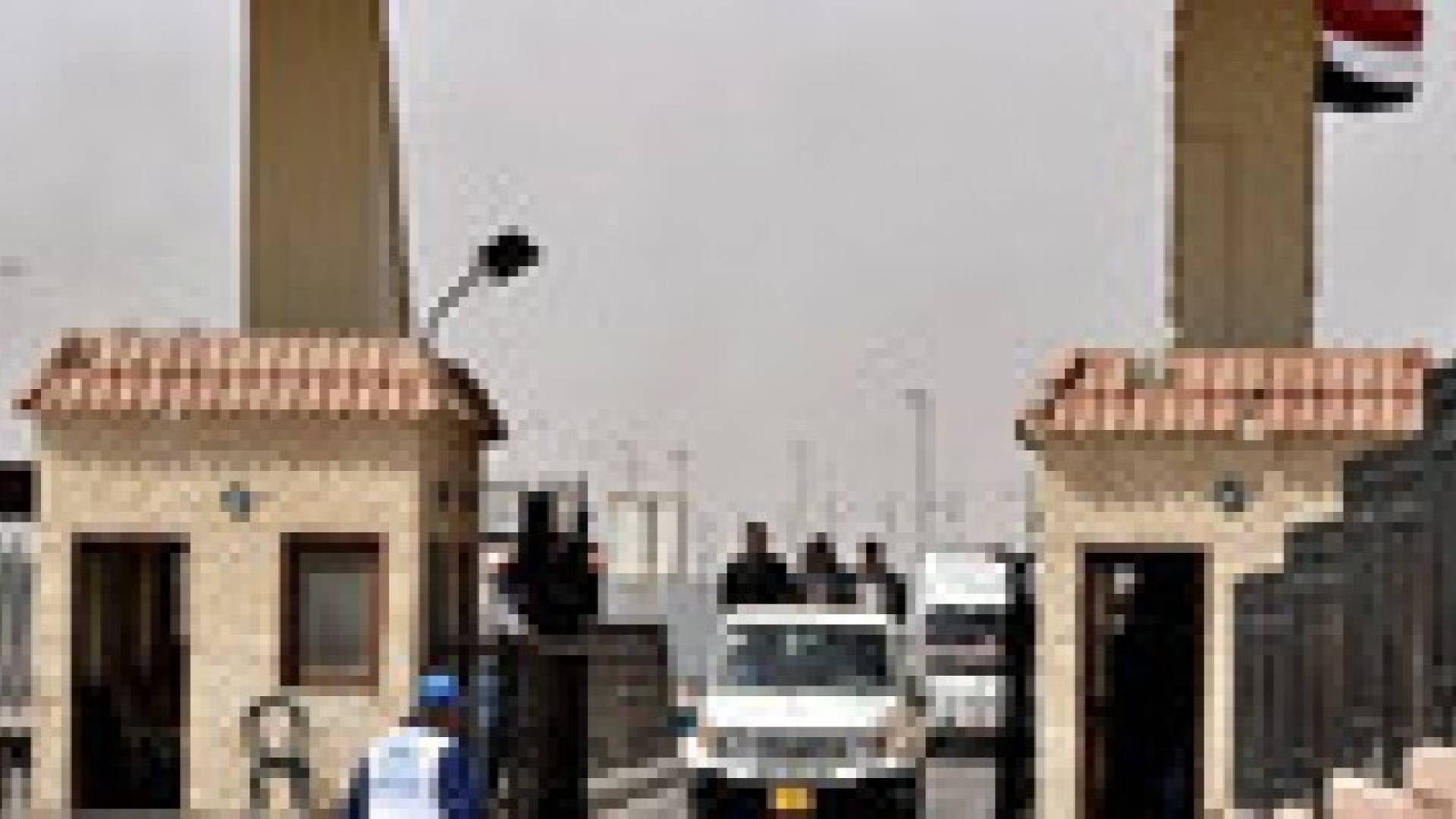 السيسي يتفقد الحدود المصرية الليبية