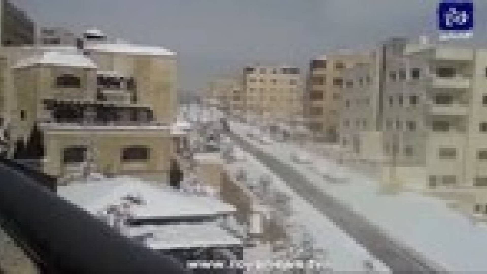 بالفيديو: ثلوج عاصفة " جنى " في تلاع العلي