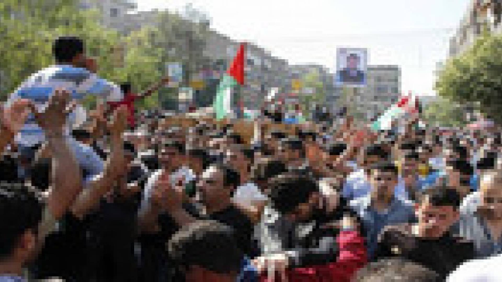 6 لاجئين فلسطينيين يقضون في سوريا