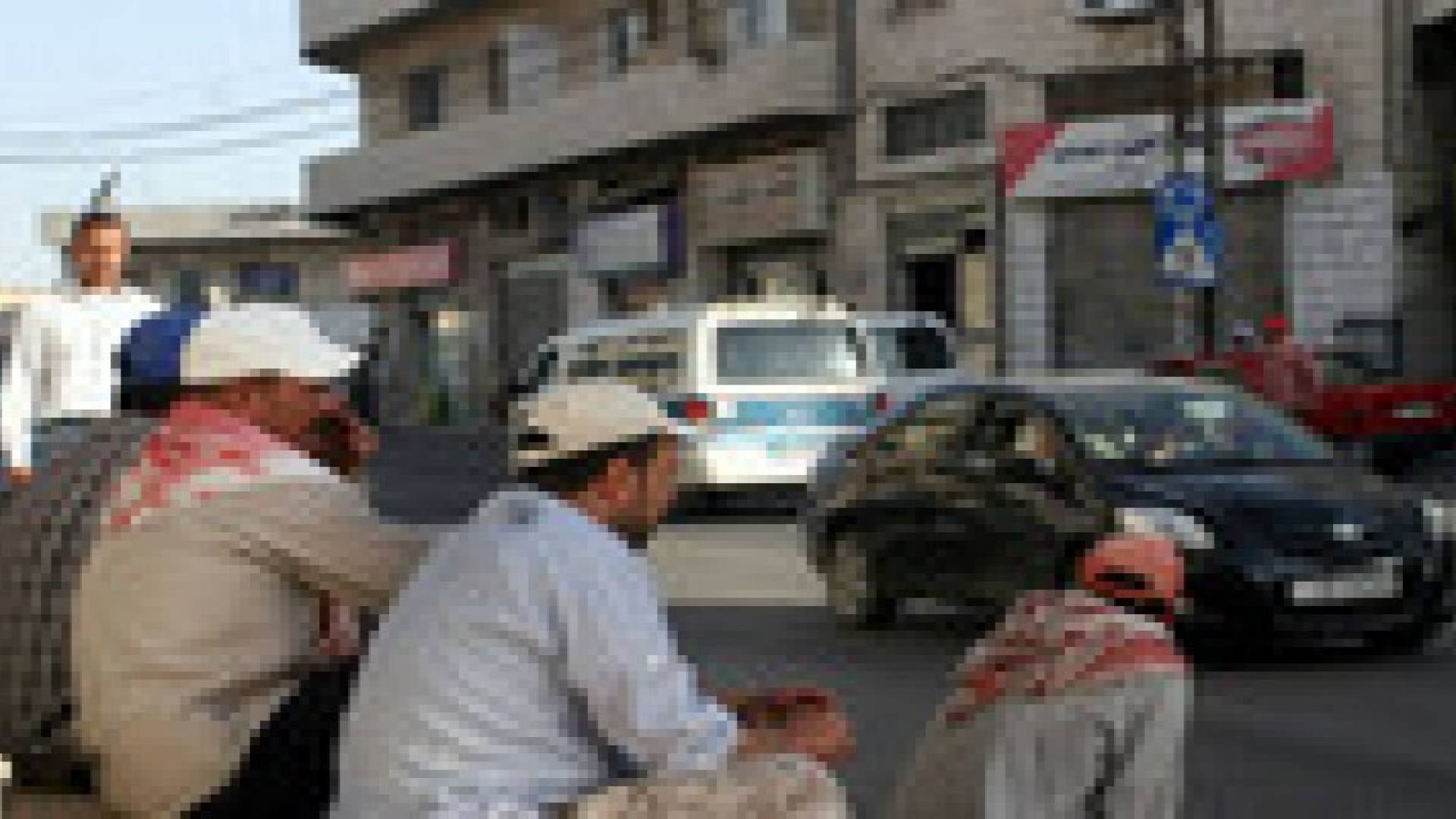 حملة لتصويب أوضاع العمالة الوافدة ولا خدمات دون إبراز تصريح العمل