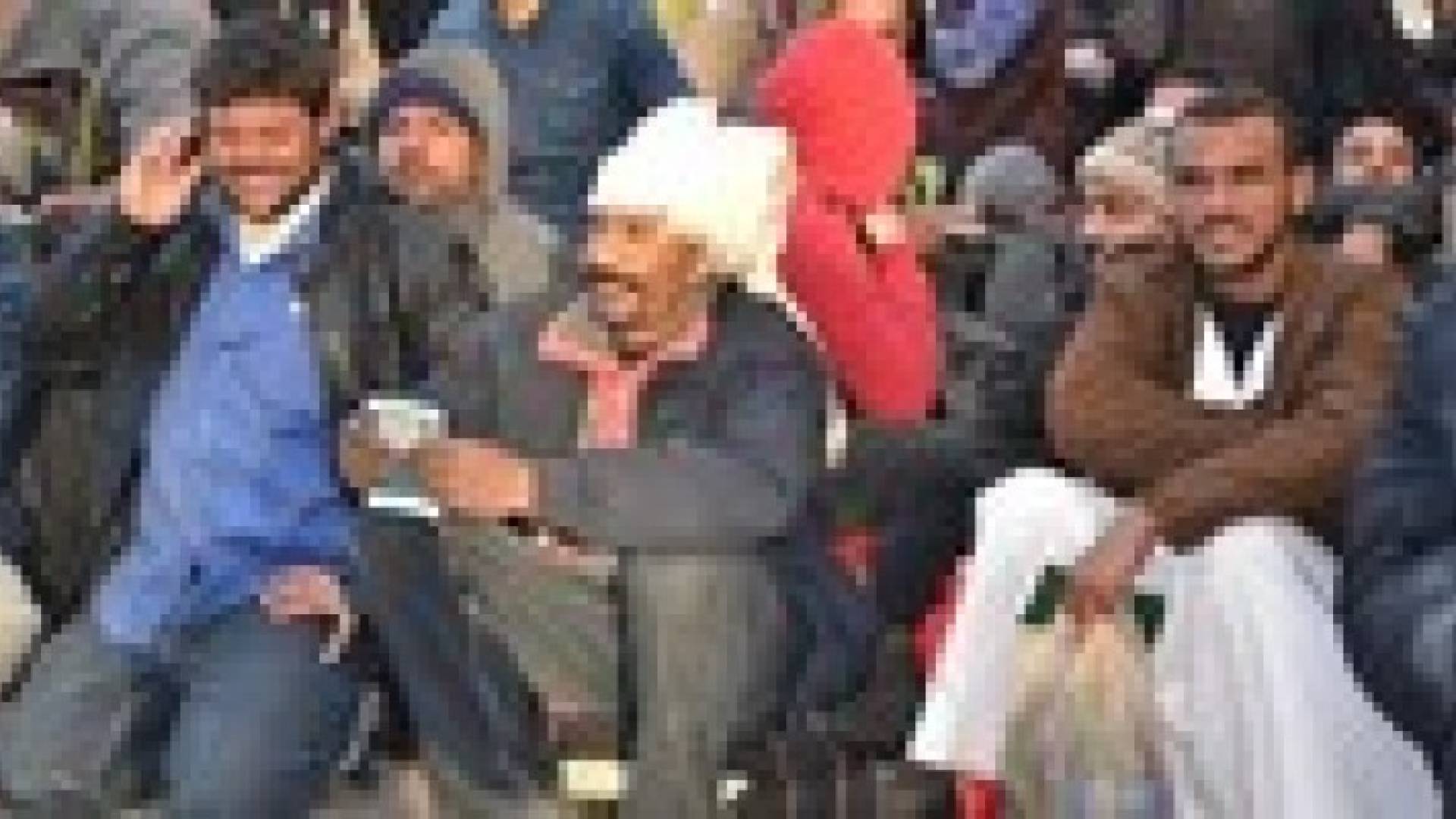 إجلاء دفعة ثانية من المصريين العالقين في ليبيا