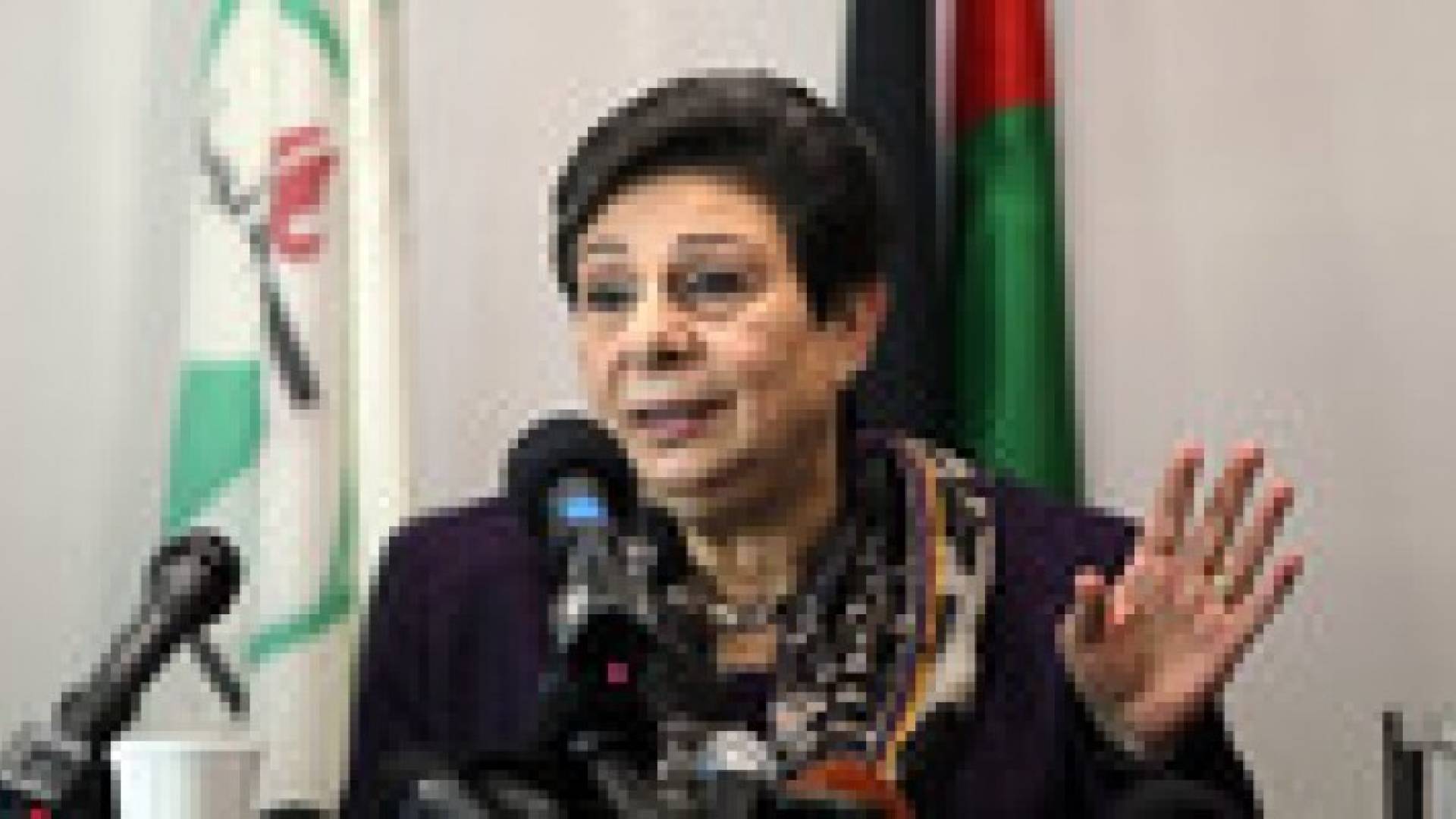 عشراوي: لا نملك أموالا لتعويض قتلى أمريكيين وسنستأنف القرار