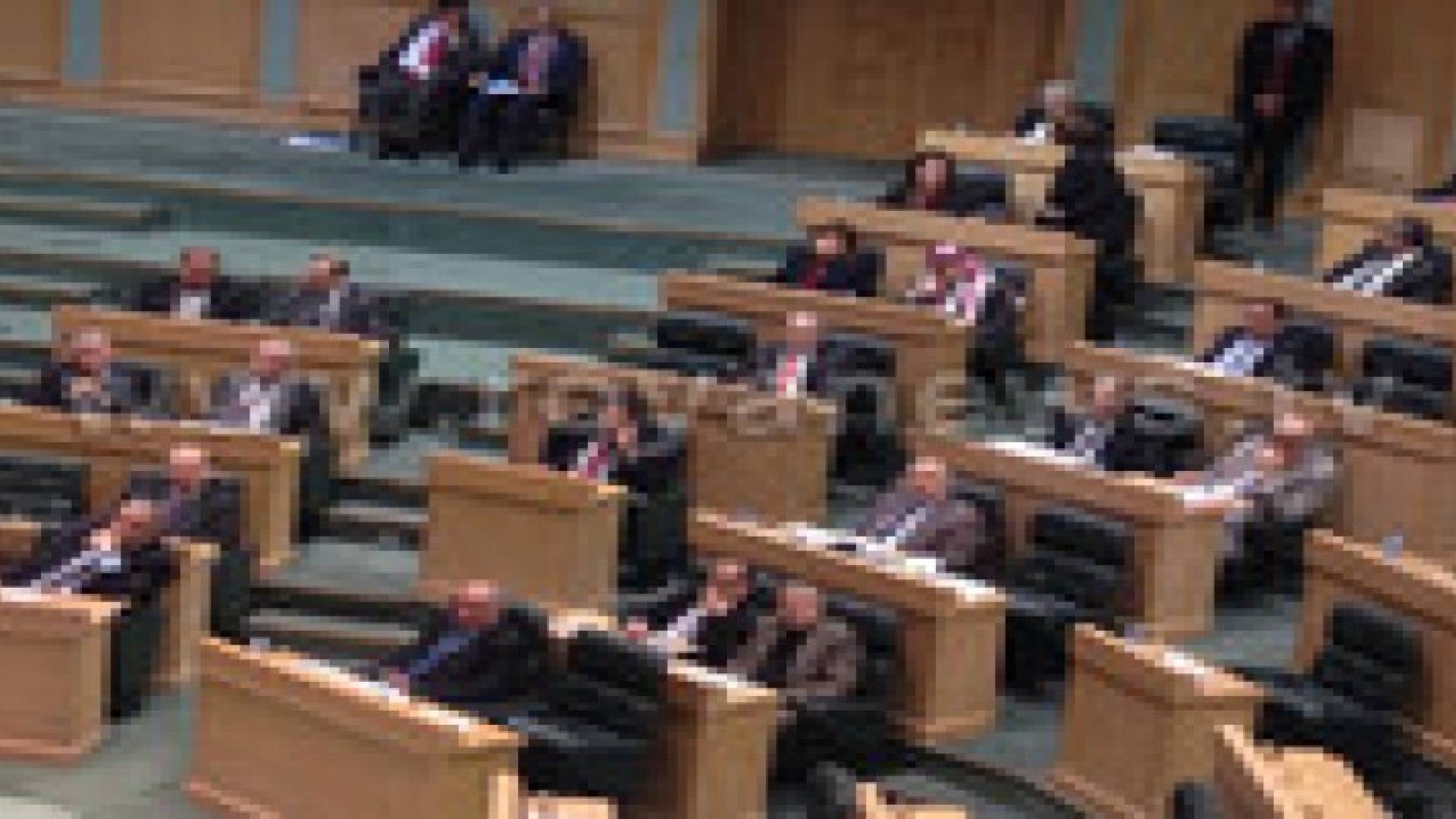 النسور يرد على كلمات النواب حول الموازنة العامة للعام 2015