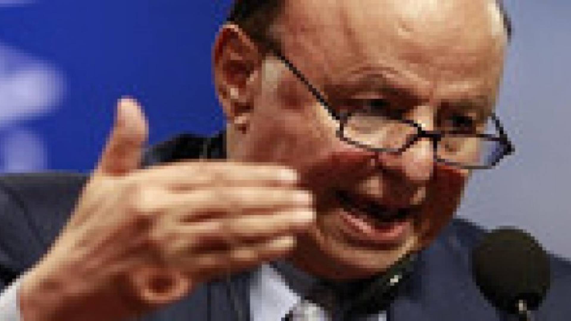 هادي: إيران والحوثيون عملوا على احتلال صنعاء