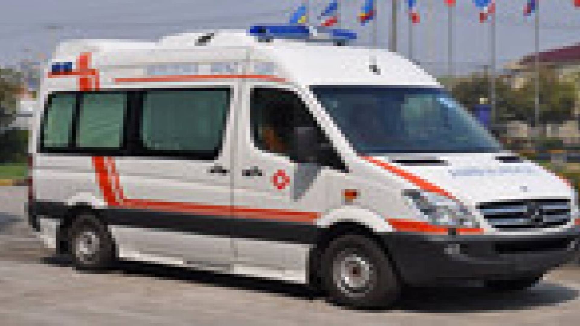 إصابة (8) أشخاص اثر حادث تصادم في الزر قاء