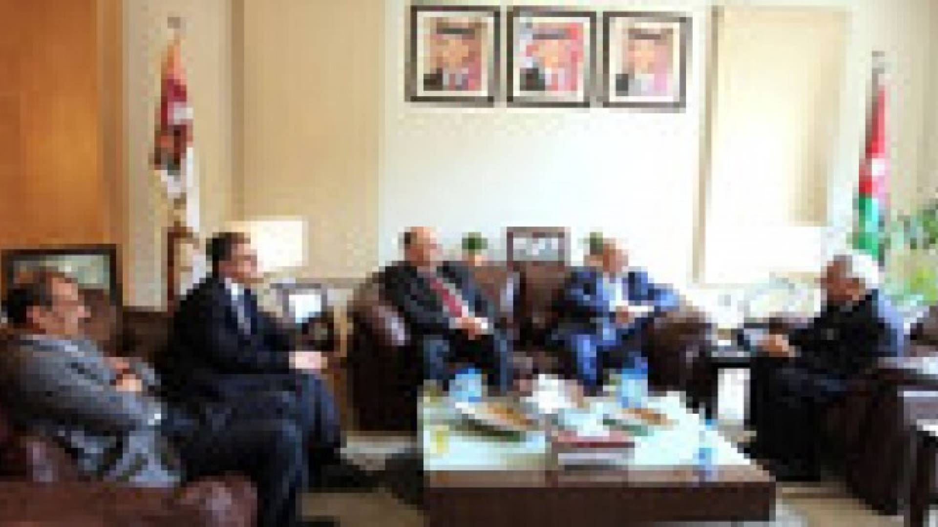 "الأمانة" و"الاوقاف" تبحثان اوجه التعاون المشترك وسبل تعزيزها