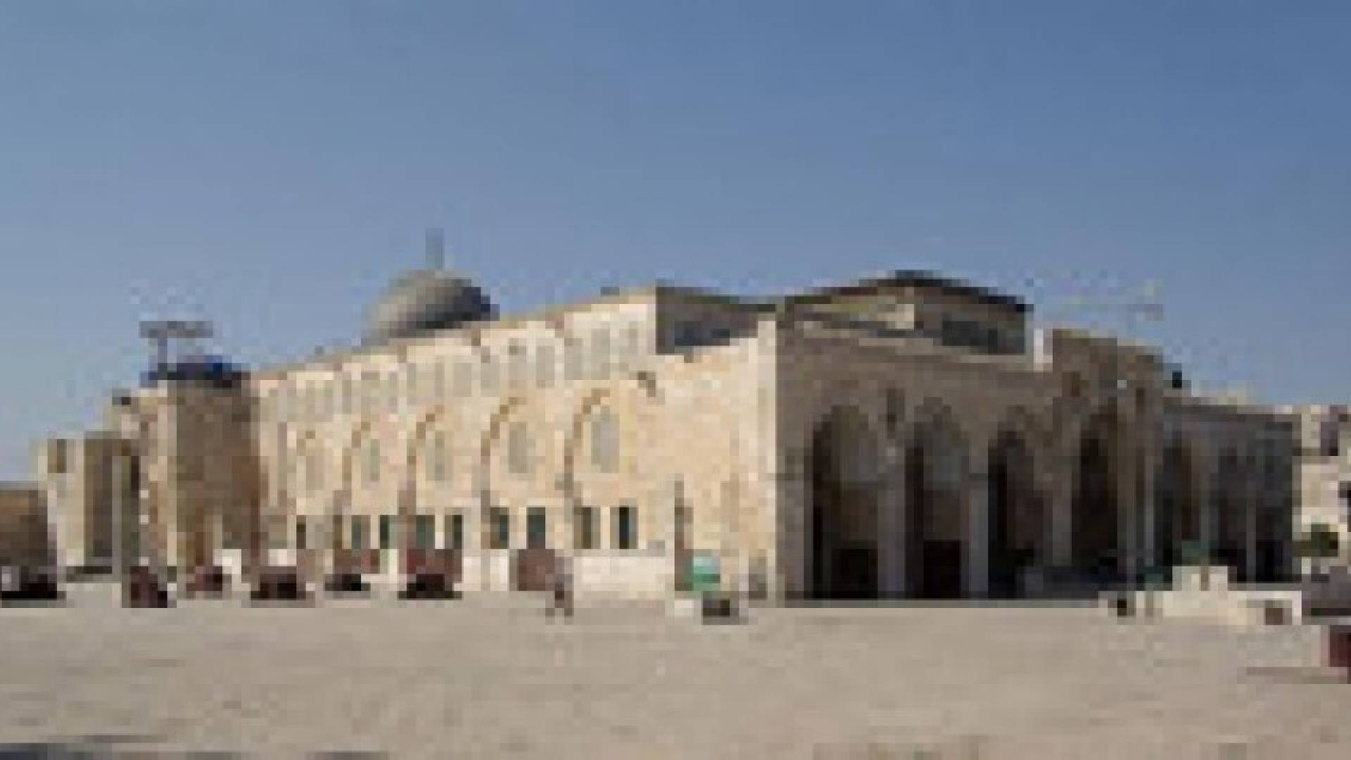 الأردن يحبط احتفالا "بعيد المساخر" في "الأقصى"