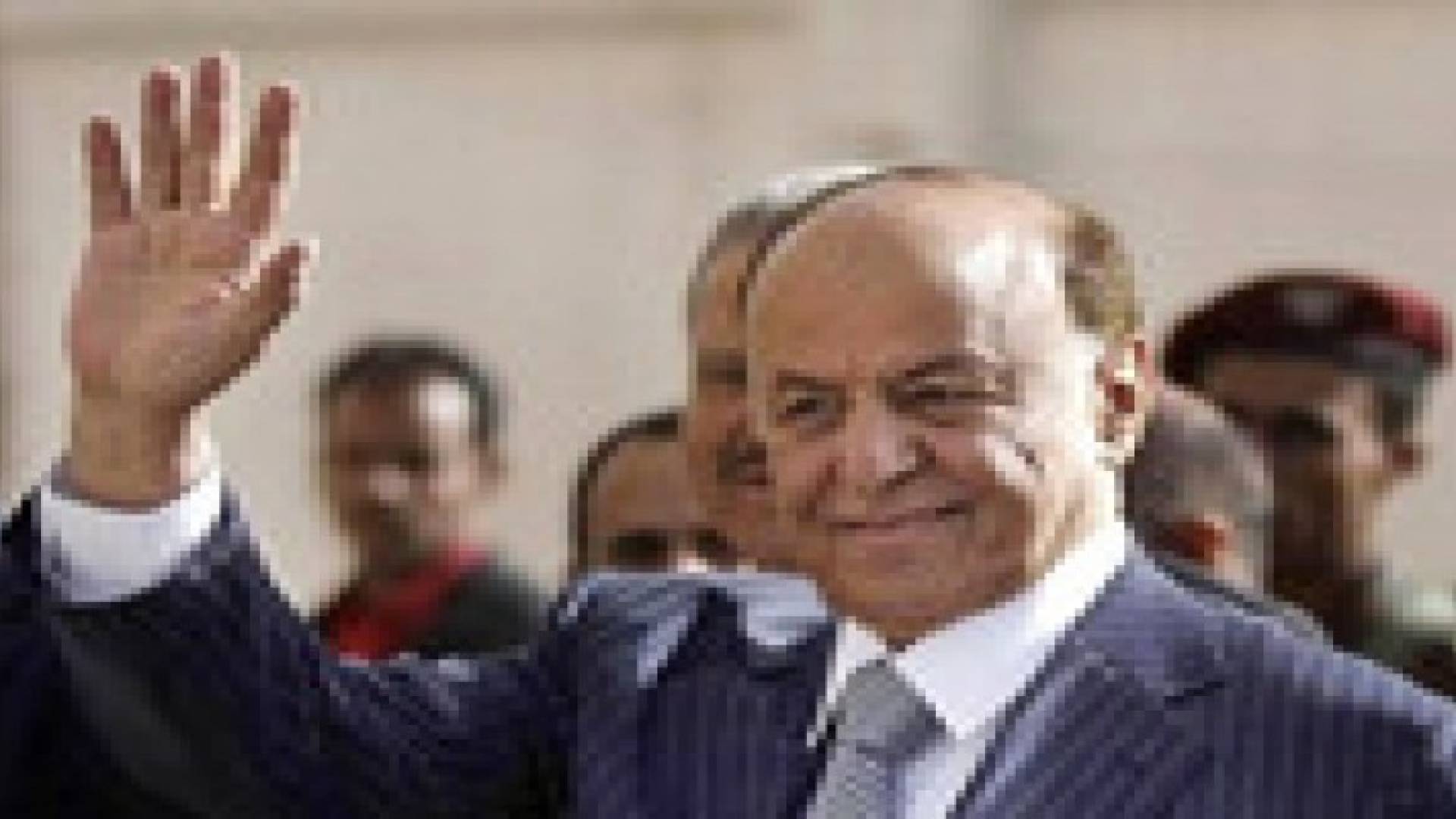 هادي يعلن عدن عاصمة مؤقتة لليمن