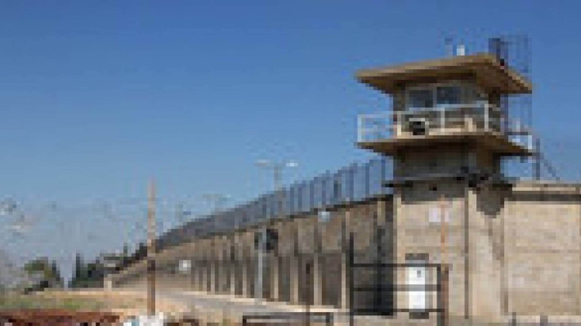 نقل عدد كبير من أسرى 'ريمون' إلى سجن 'نفحة'