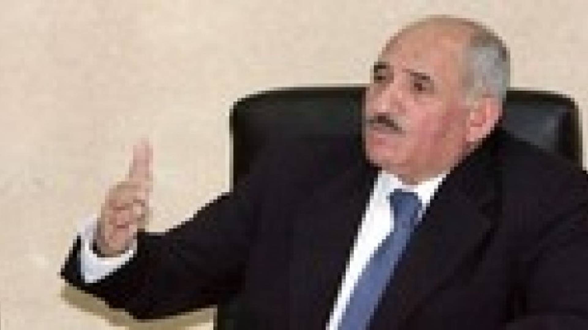 وزير التربية يتابع الاعتداء على مدير تربية الجيزة