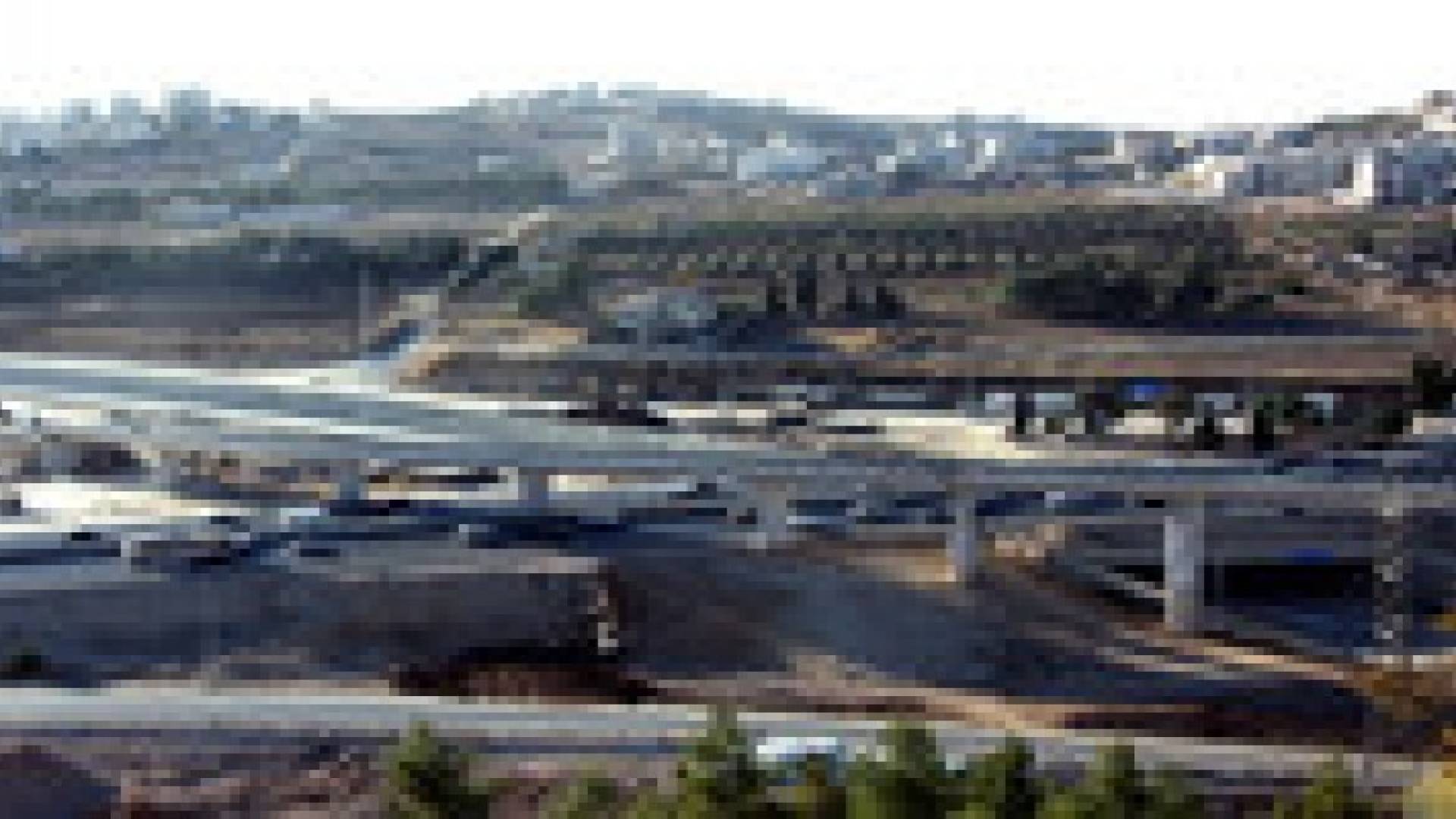 الامانة : تواصل الاعمال انشائية للنفق الرئيسي والجسور لمشروع تقاطع الصناعة