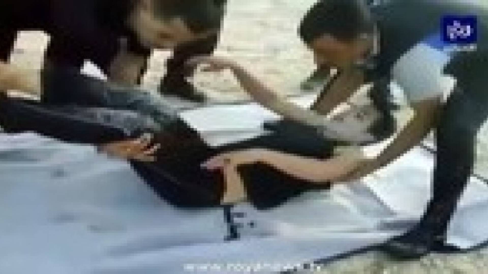 الدفاع المدني ينقذ شابين فقدا في البحر الميت 14 ساعة..فيديو