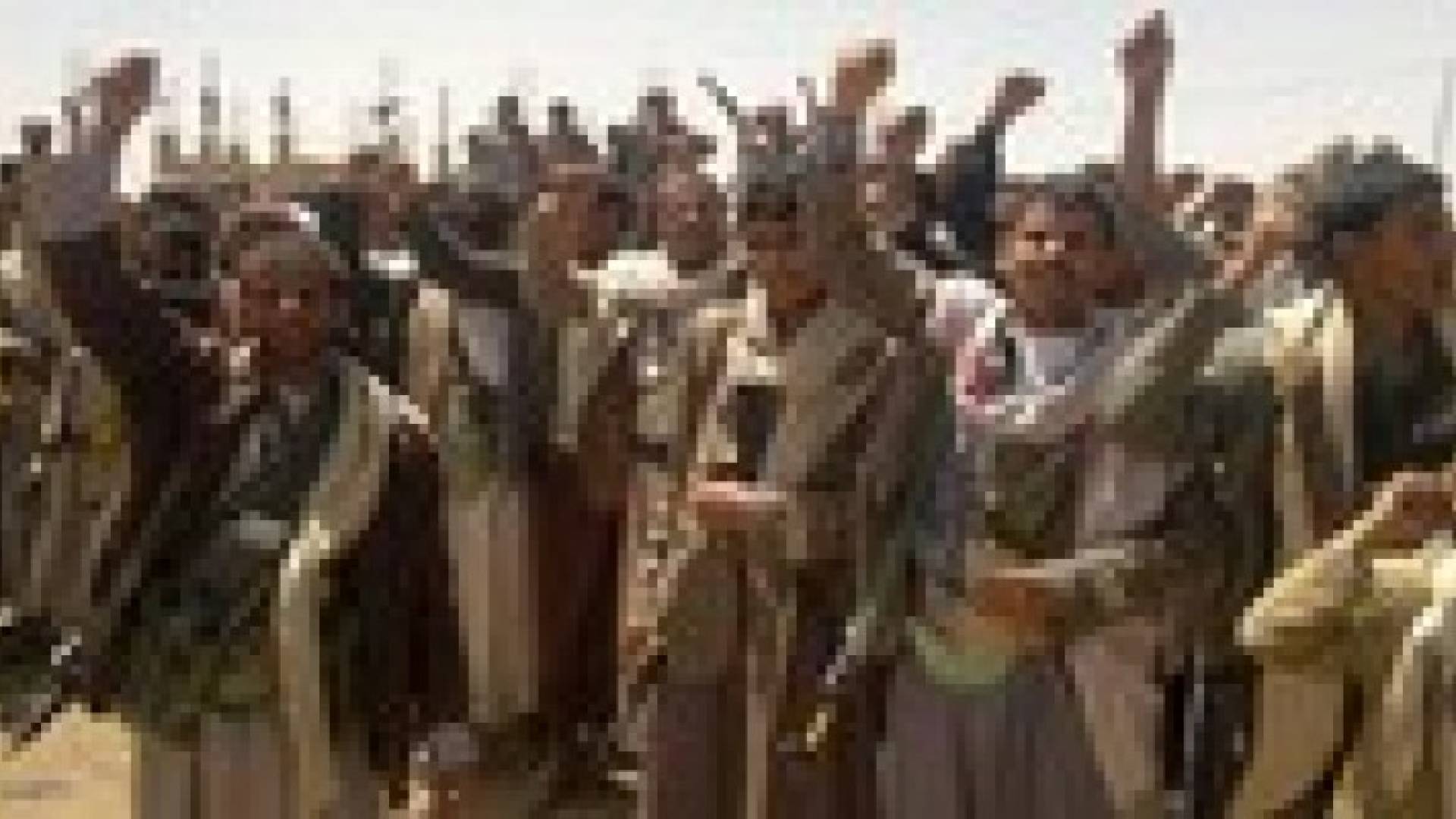 مسلحون حوثيون يقتحمون مقر مؤسسة إعلامية غربي اليمن