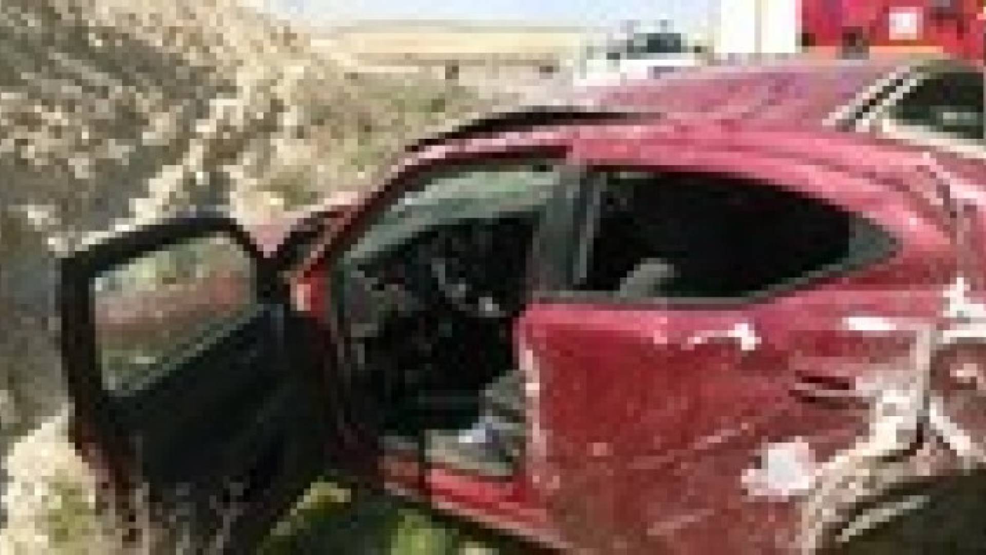 إصابة ثلاثة أشخاص في حادث جنوب العاصمة ..صور