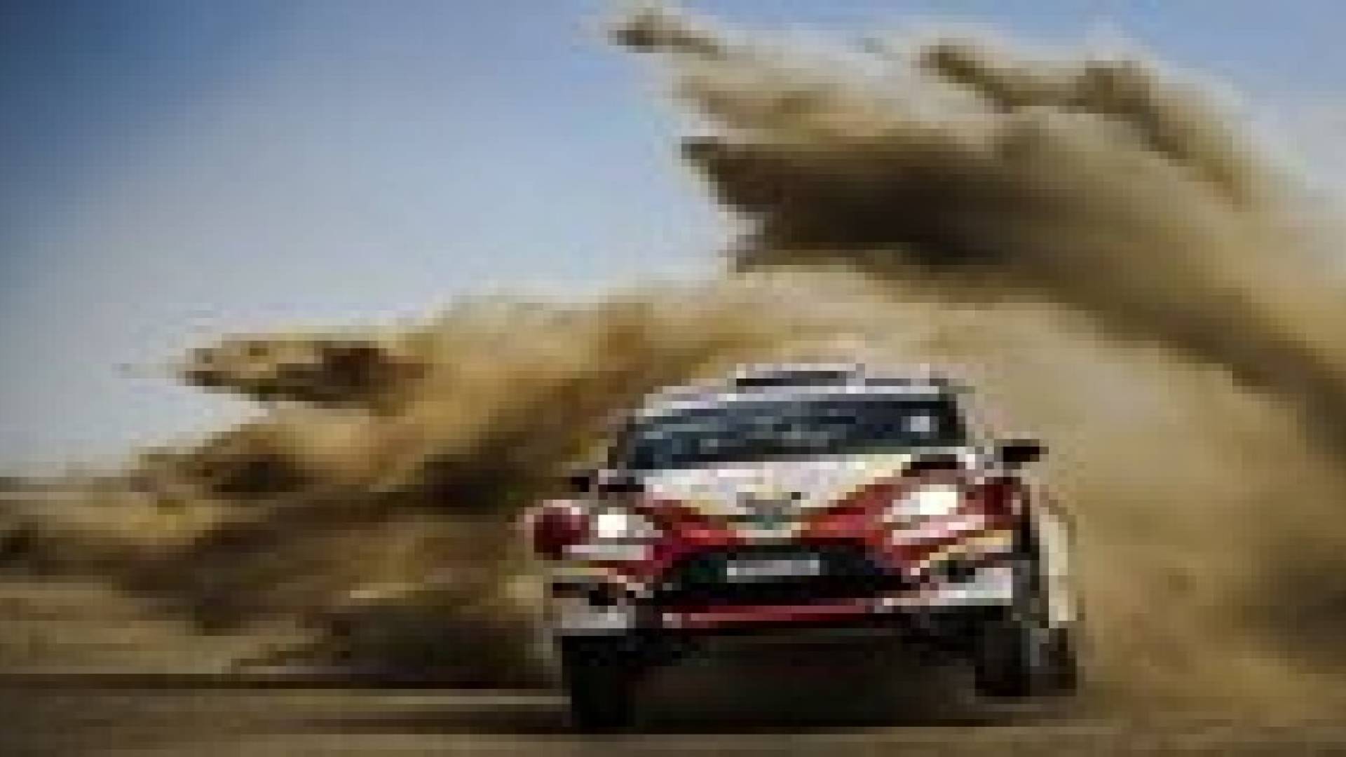 العطية يتصدر اليوم الأول من رالي الكويت