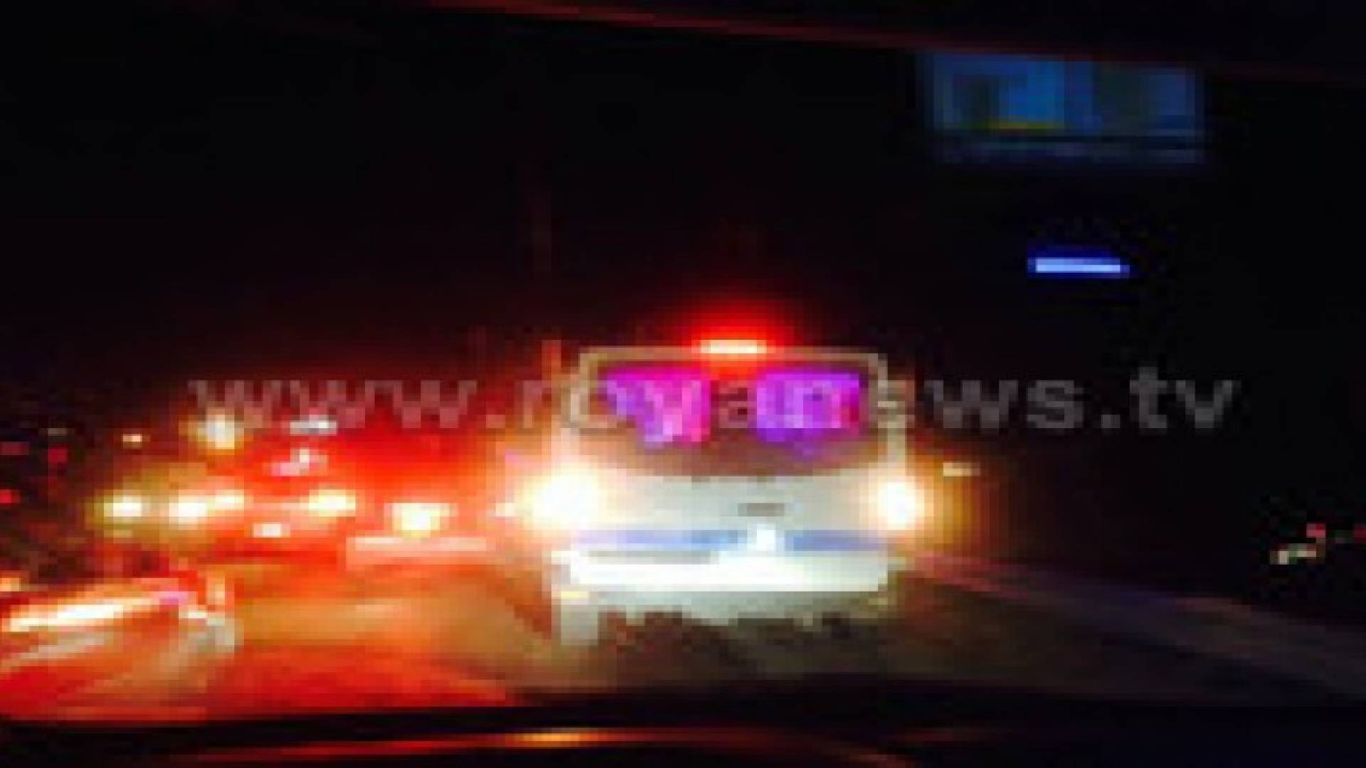 إصابة شخص اثر حادث انقلاب شاحنة في مرج الحمام