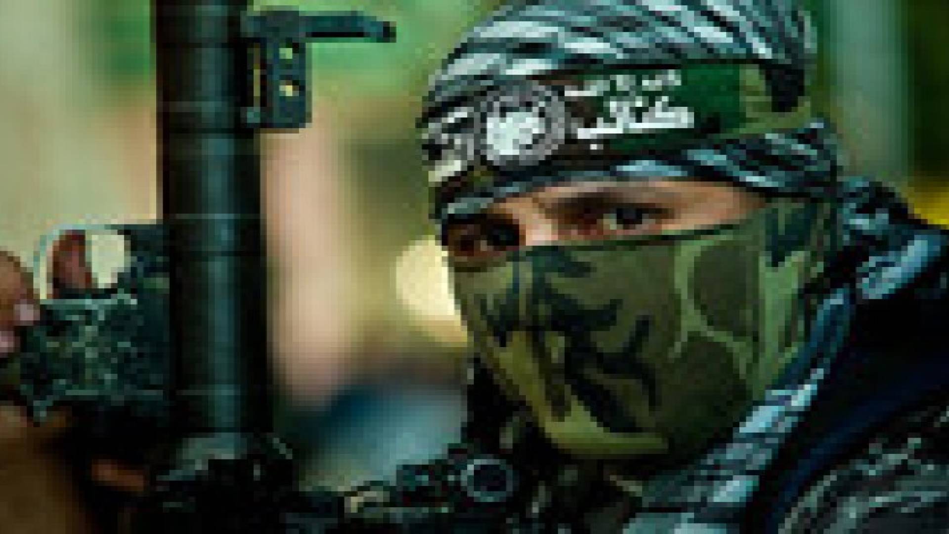 القسام" تبث تسجيلا مصورا "تمثيليا" يظهر إلغاءها هجمات تجنبا لقتل مدنيين إسرائيليين