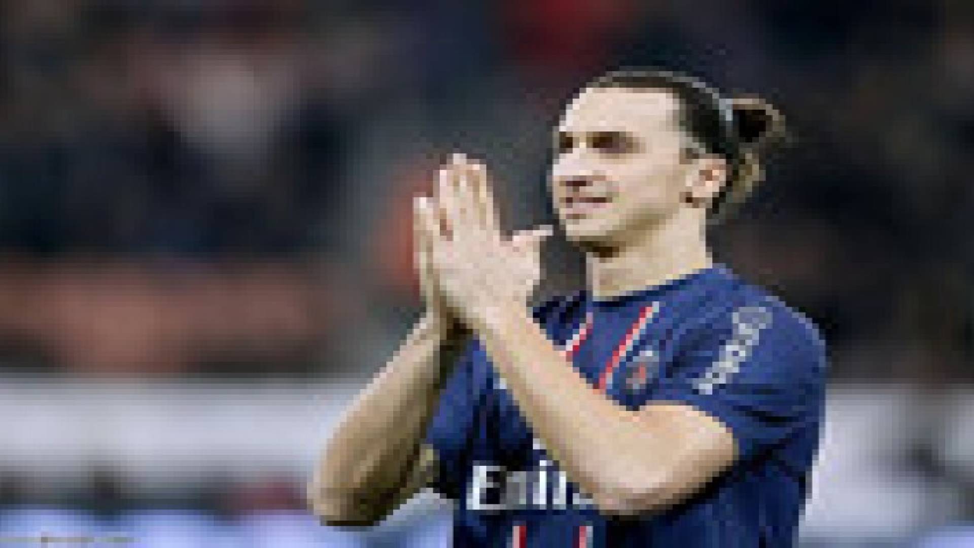 ابراهيموفيتش يعتذر للشعب الفرنسي عقب خسارة فريقه أمام بوردو