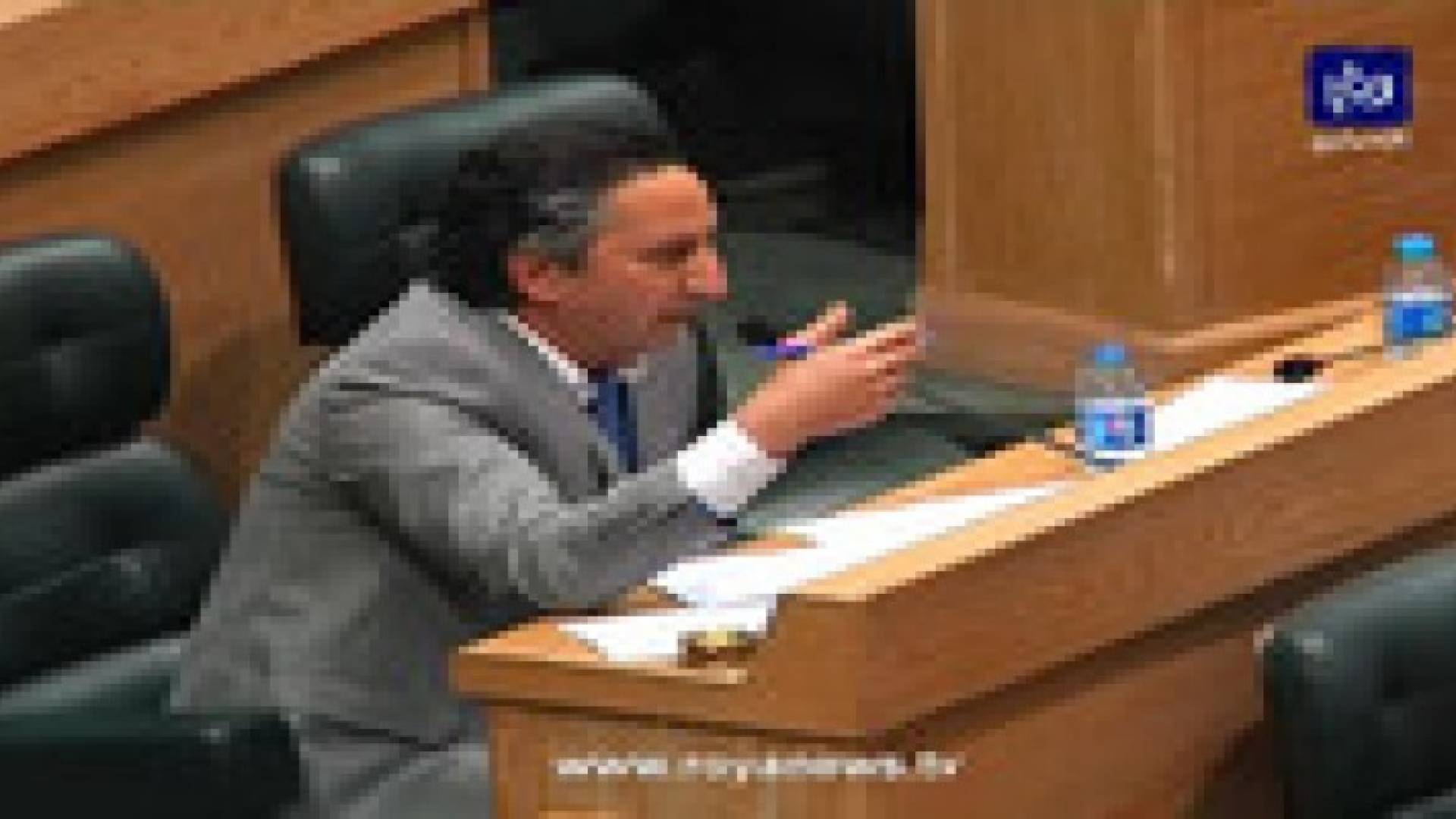 بالفيديو.. ابو رمان للطراونة : أسد علي وفي الحروب نعامة