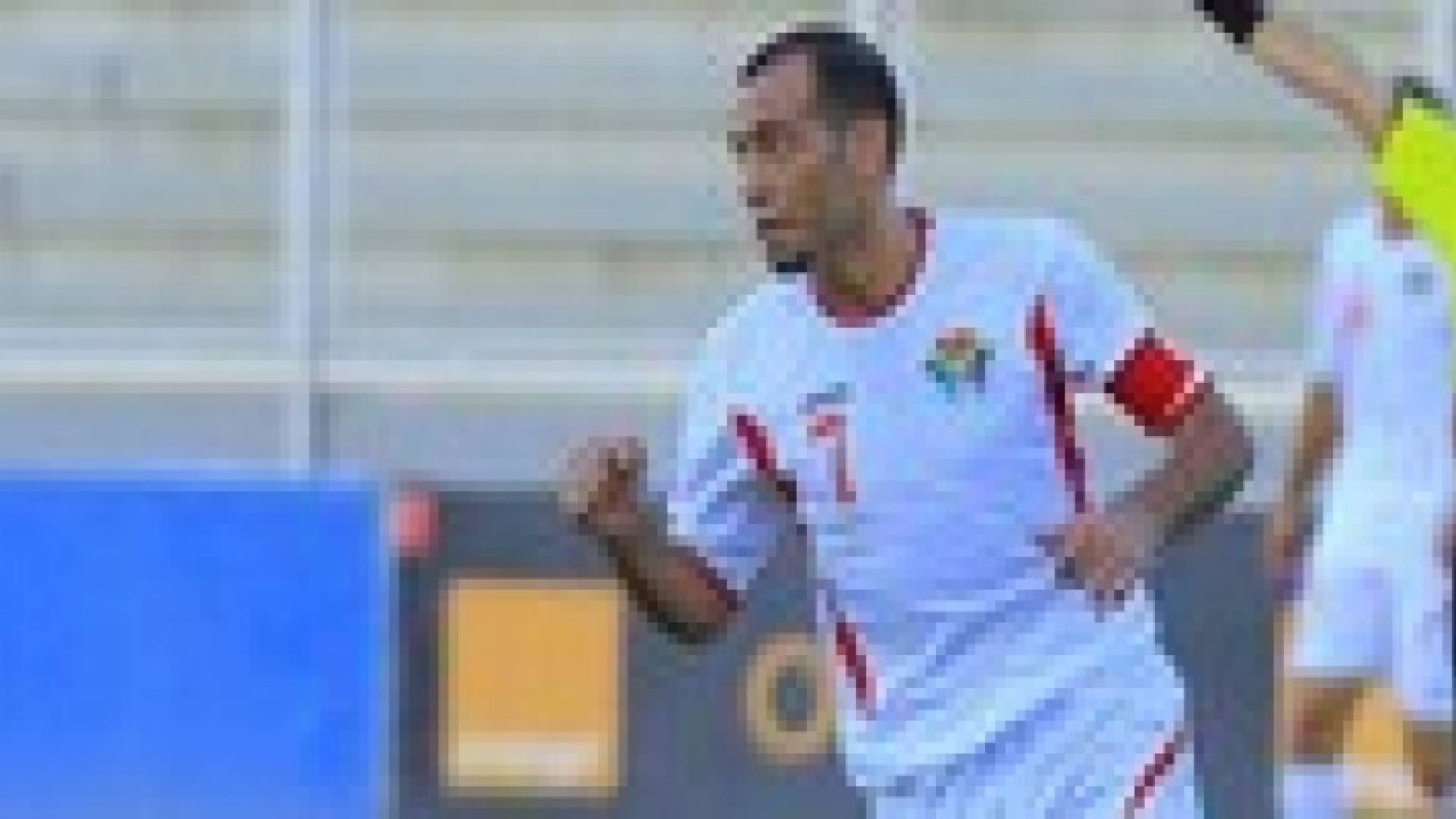عامر ذيب يعتزل اللعب الدولي بعد استبعاده من تشكيلة المنتخب
