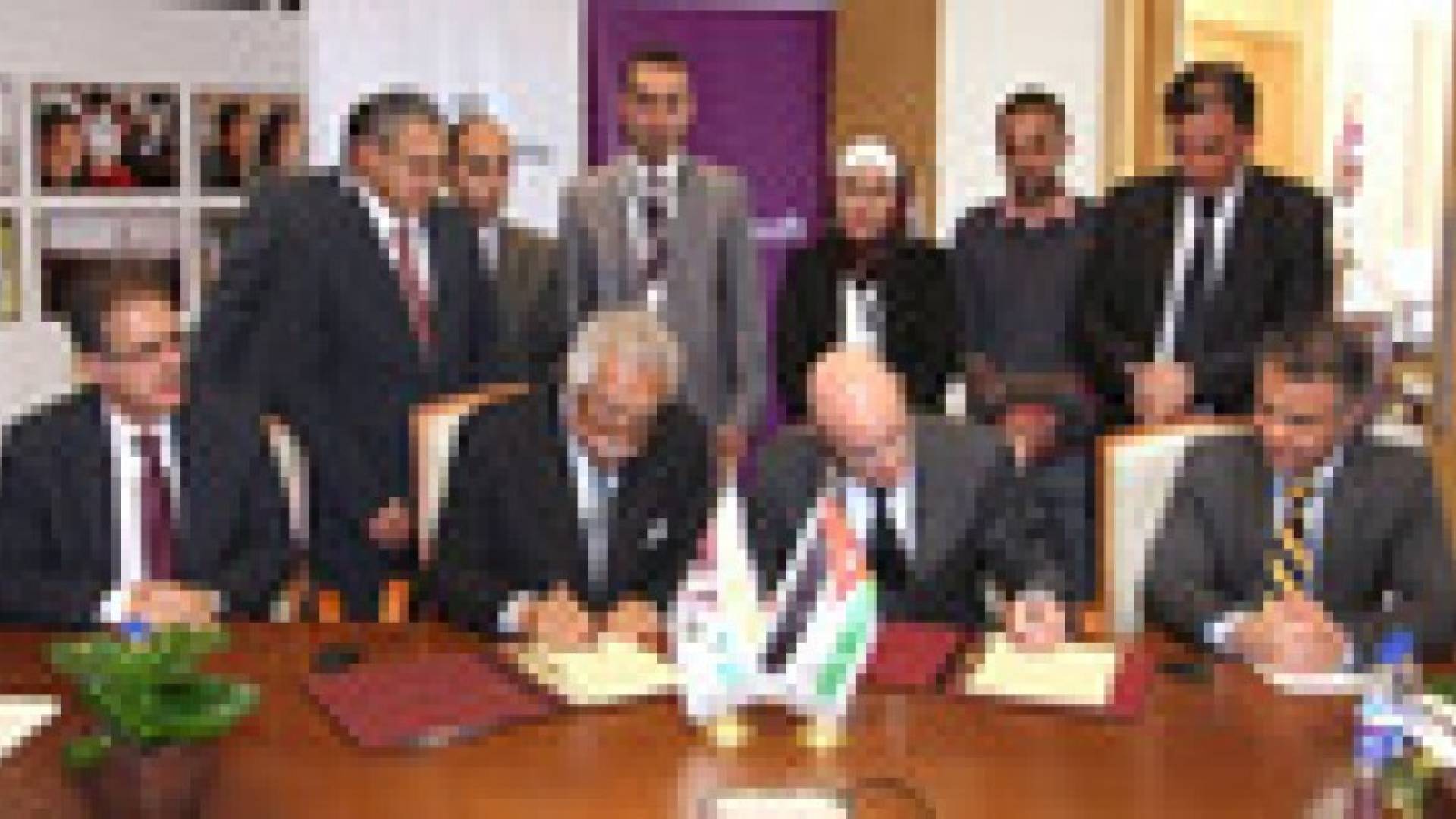 توقيع اتفاقية بين الأمانة وميكروسوفت للوصول بعمان الى مدينة ذكية