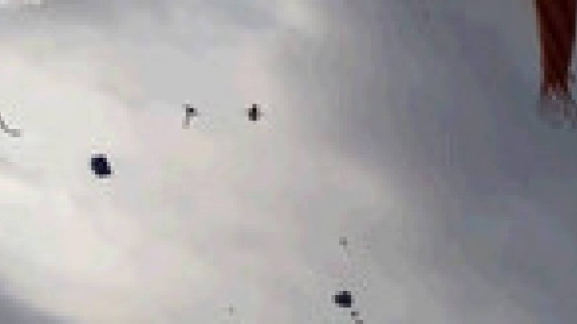 بالفيديو.. طائرة ورقية تطير بطفل ليسقط من ارتفاع 7 طوابق