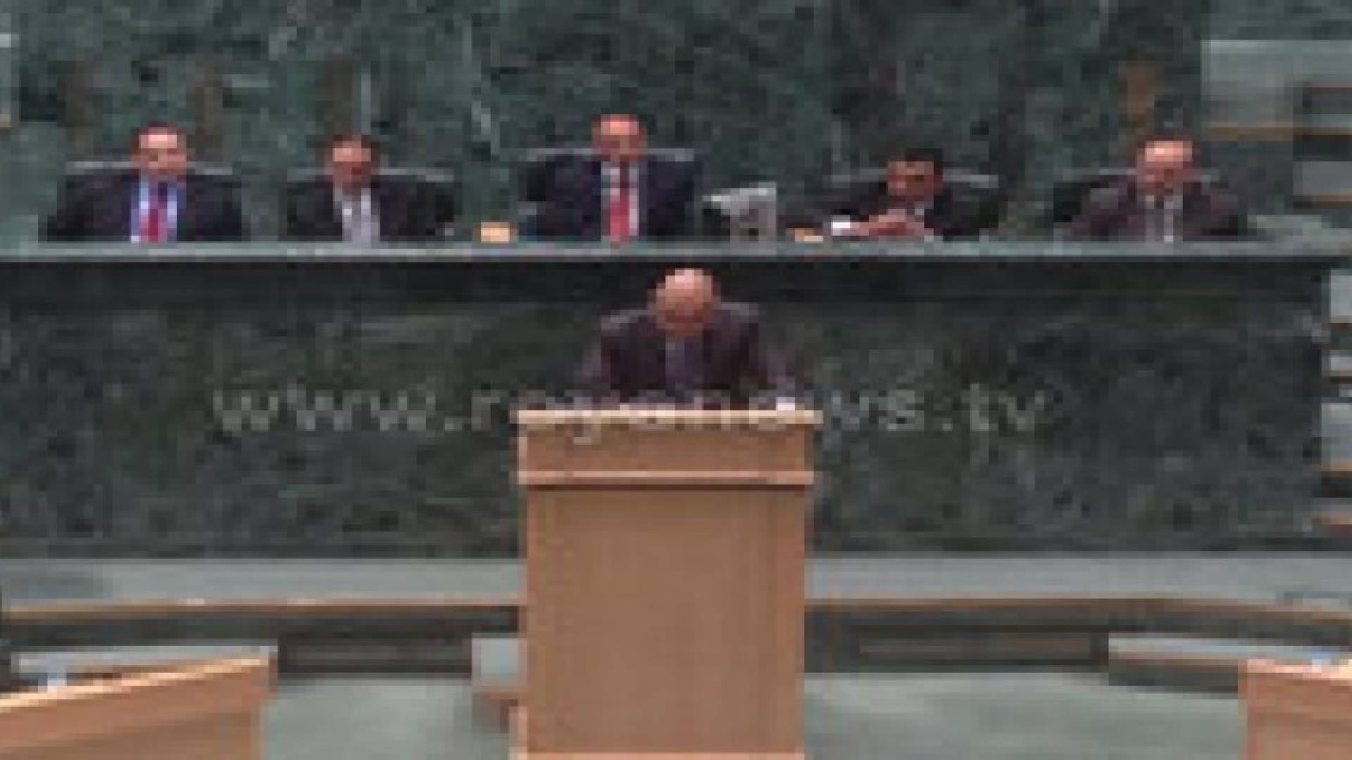 خوري يتحدث امام النواب .. والطراونة يؤكد سحب القضية المرفوعة ضد خوري