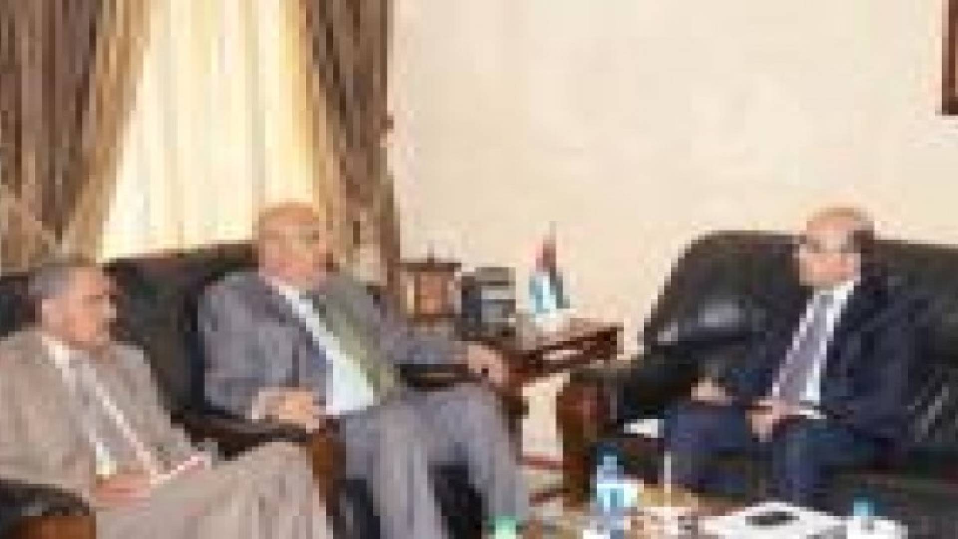 أمين عام وزارة العمل يبحث مع نظيره الليبي آفاق التعاون المشترك